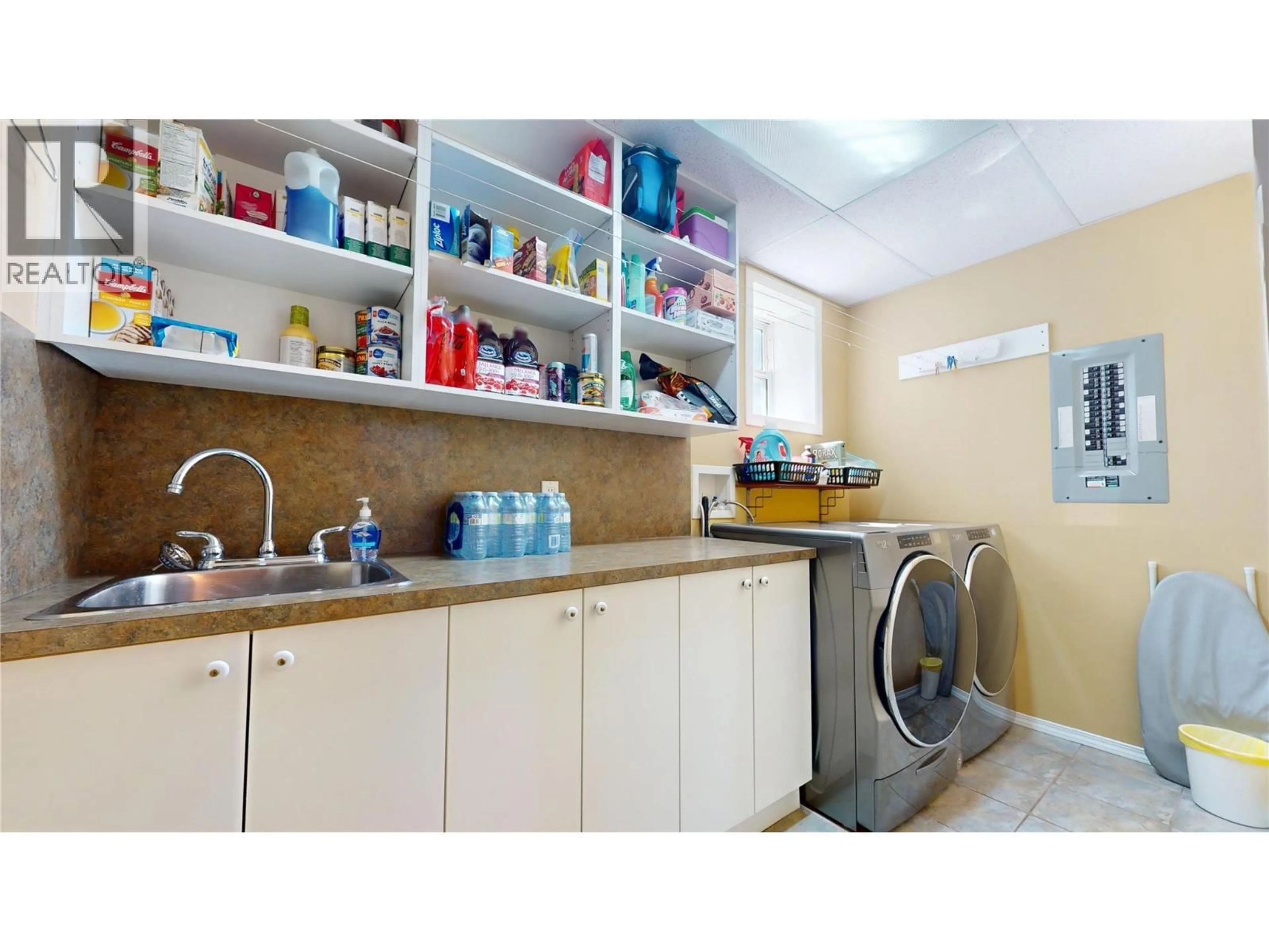 Laundry room for 1209 13TH STREET SOUTH, Cranbrook British Columbia V1C6M6