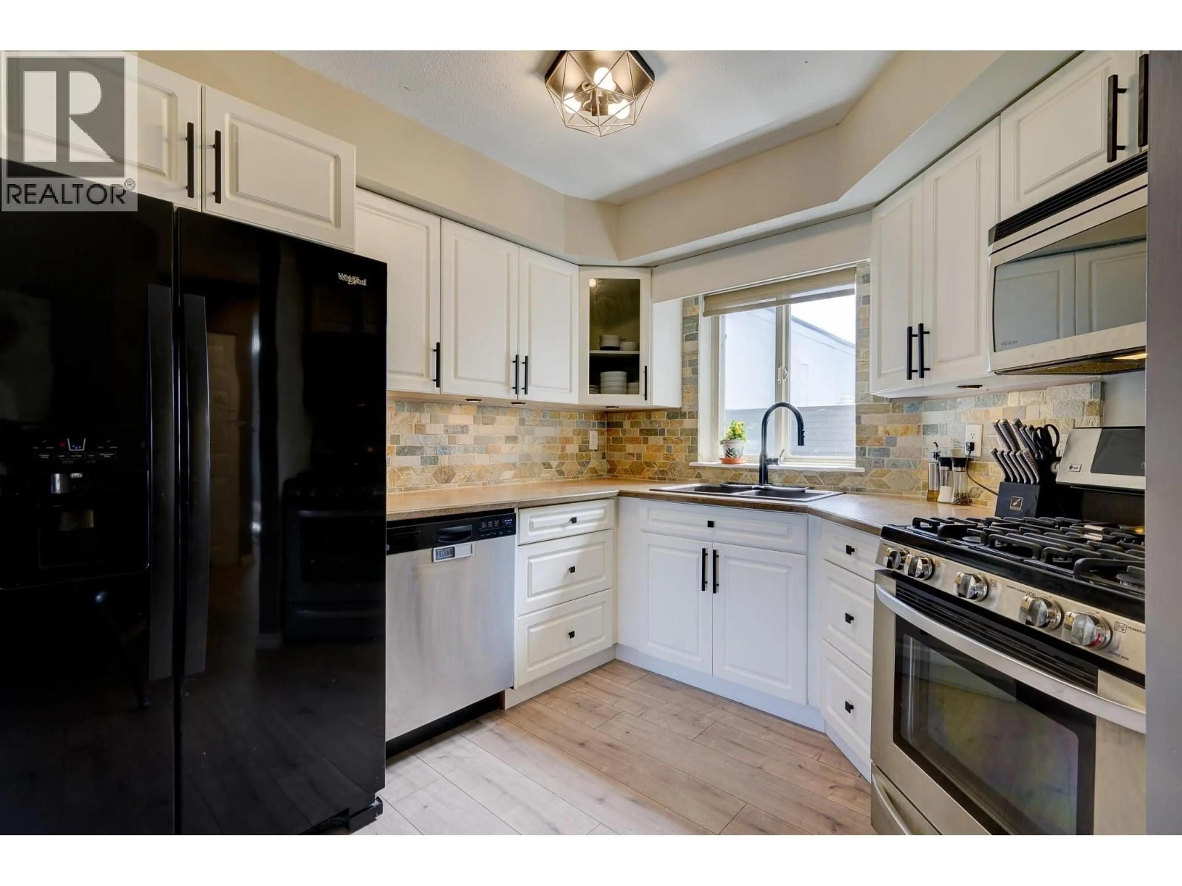 Unknown for 208 - 629 LANSDOWNE STREET, Kamloops British Columbia V2C1Y6