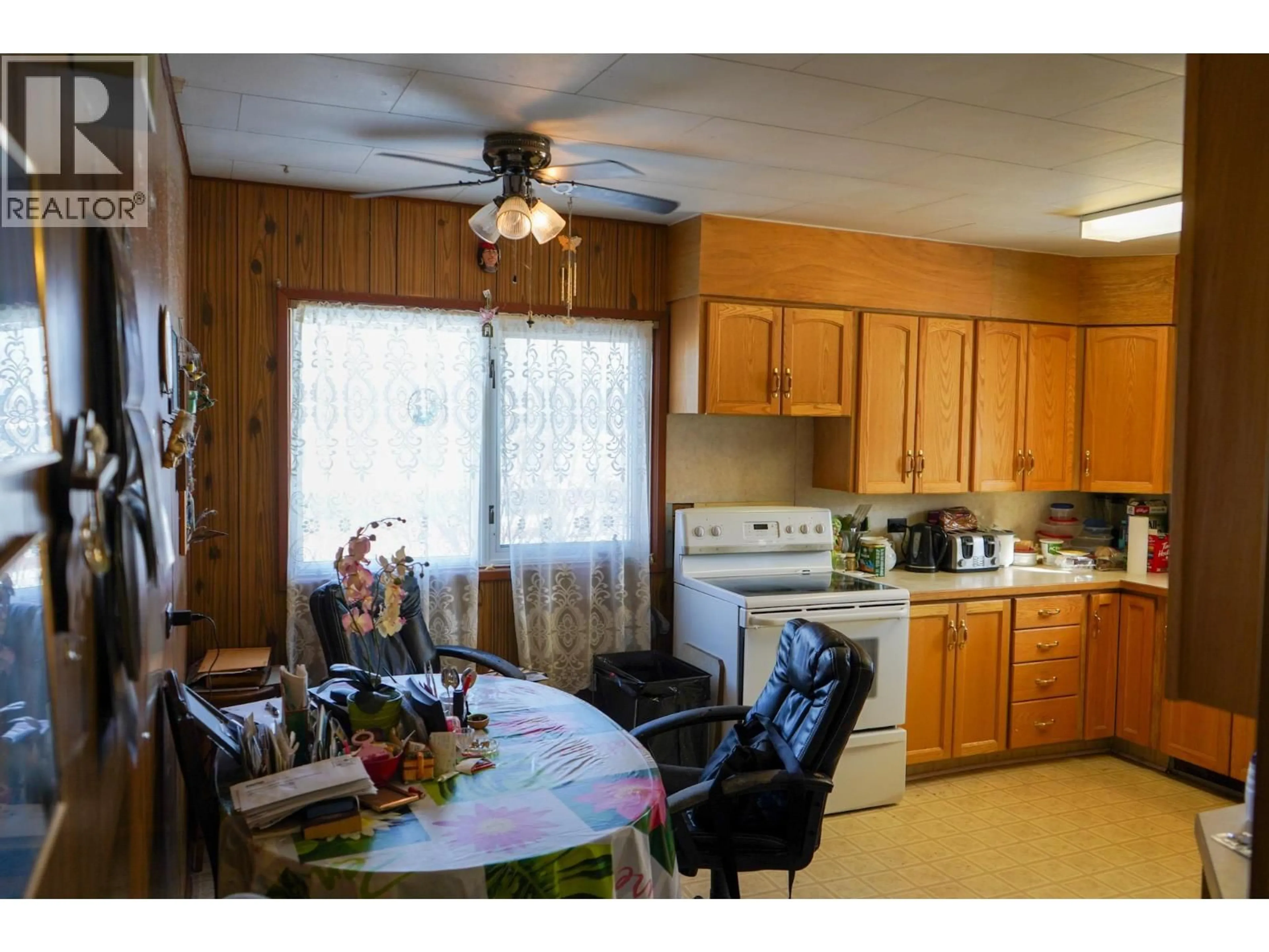 Standard kitchen, wood/laminate floor for 1219 BELL STREET, Clinton British Columbia V0K1K0