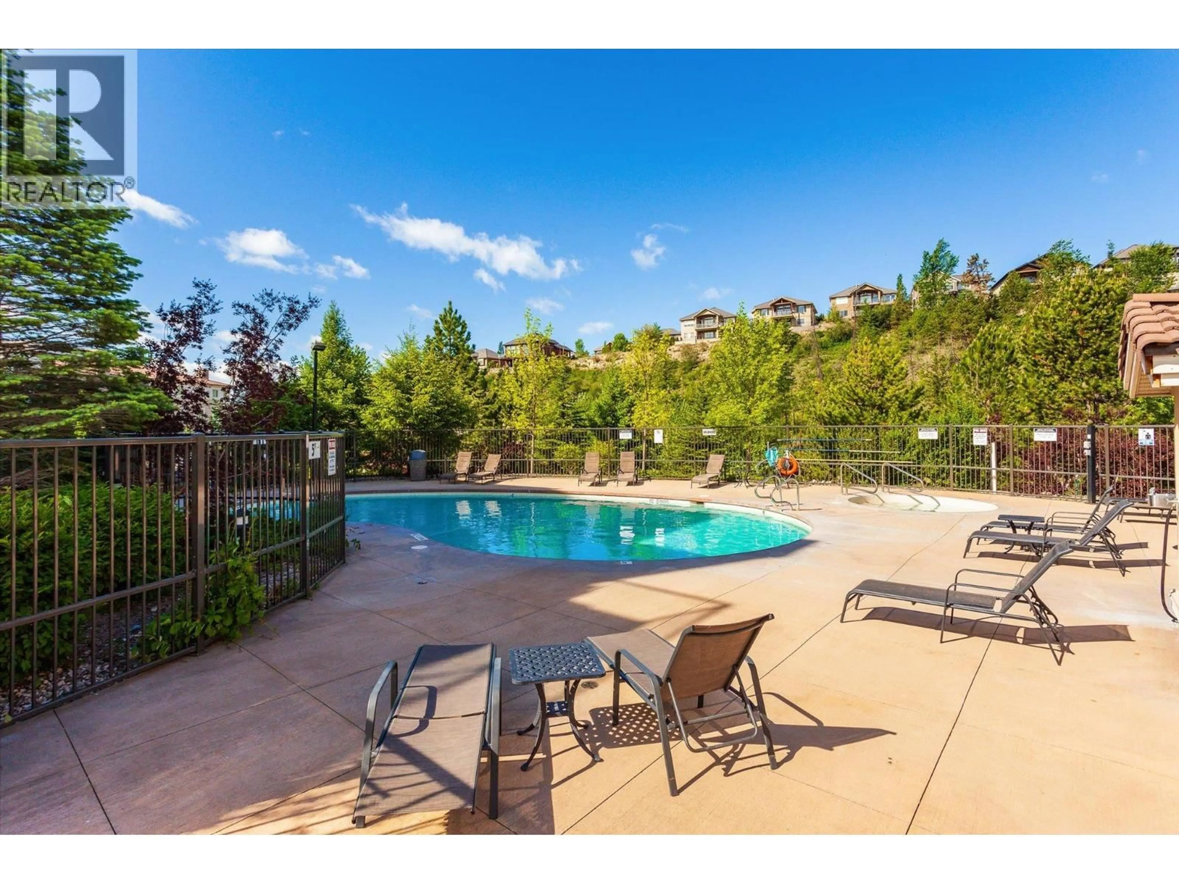 Pool for 1317 - 1875 COUNTRY CLUB DRIVE, Kelowna British Columbia V1V2W7
