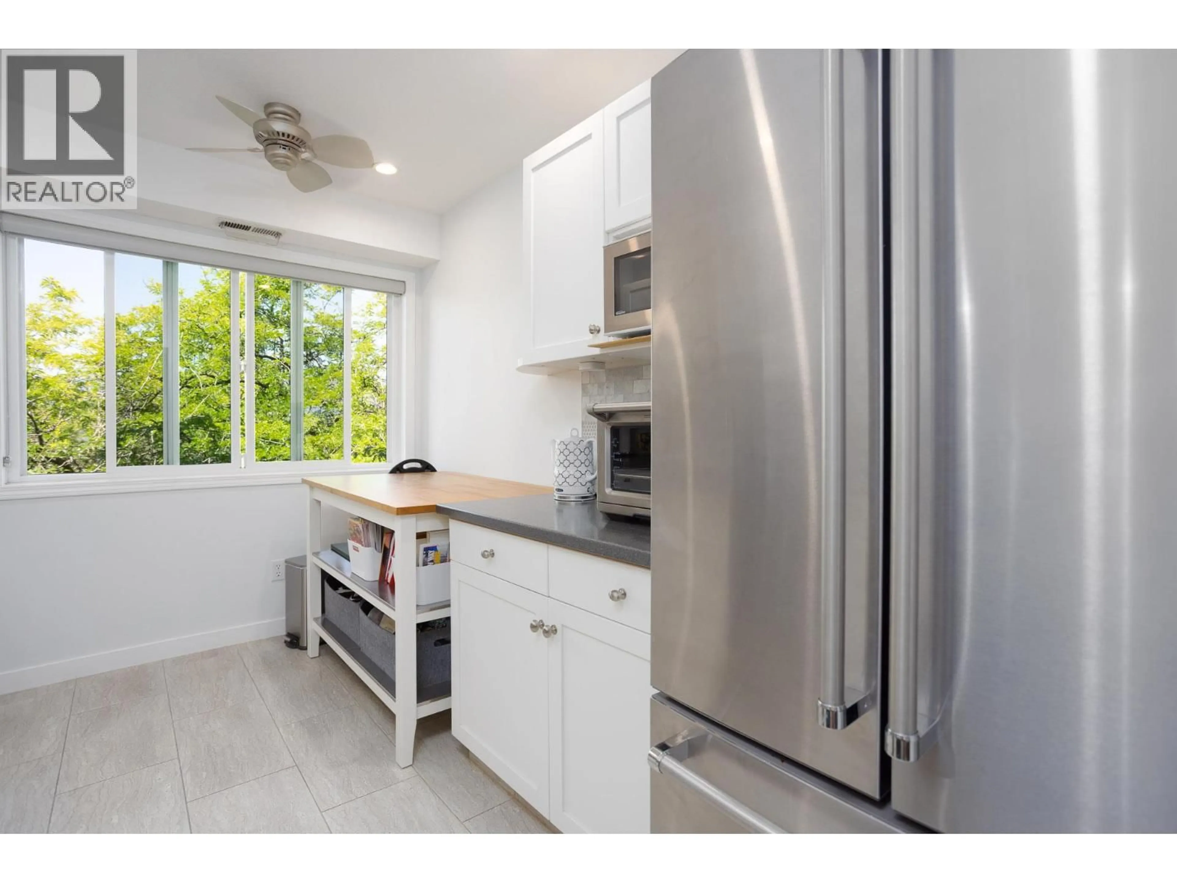 Standard kitchen, unknown for 315A - 1045 SUTHERLAND AVENUE, Kelowna British Columbia V1Y5Y1