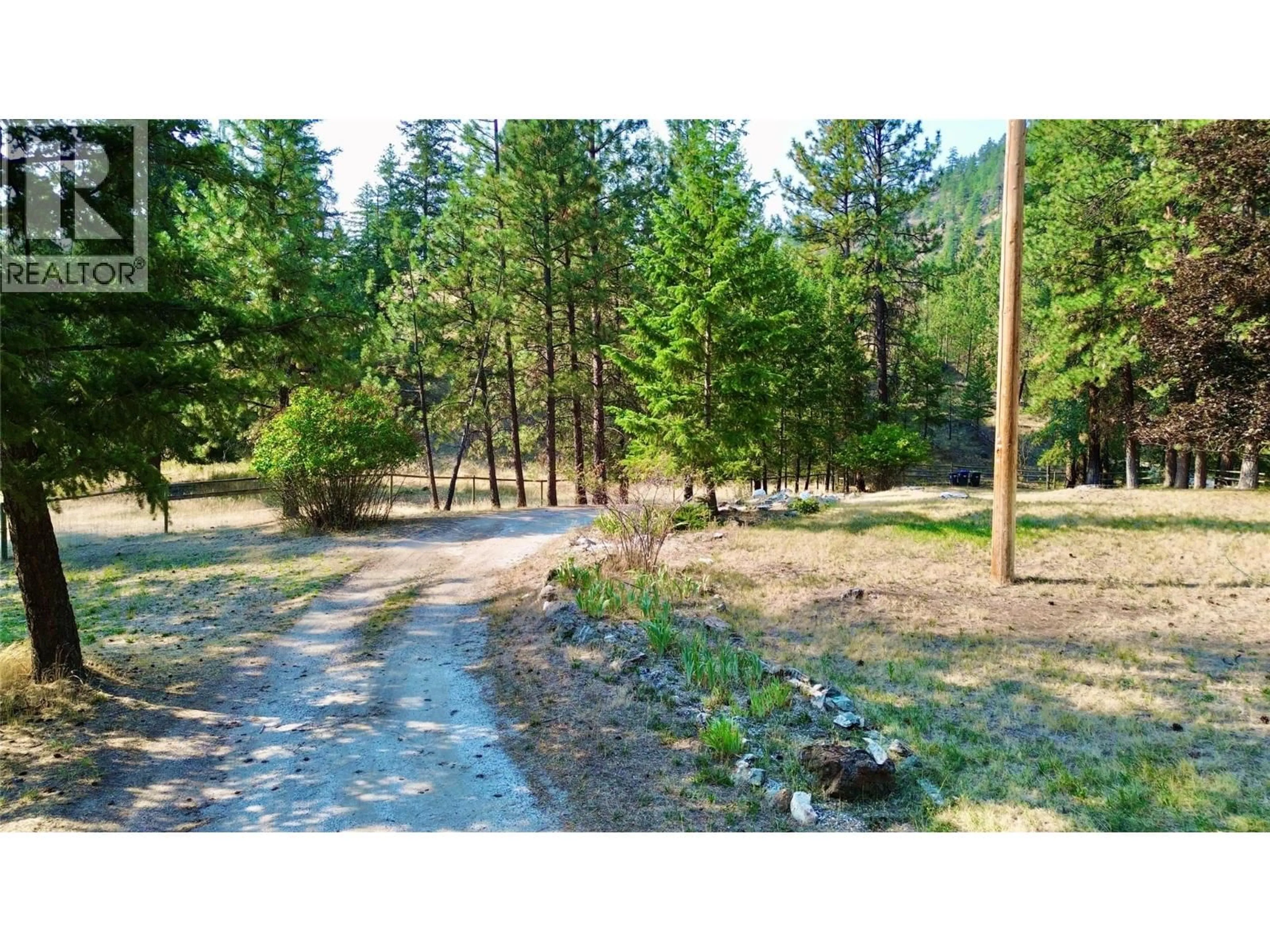 A pic from outside/outdoor area/front of a property/back of a property/a pic from drone, forest/trees view for 871 GREEN LAKE ROAD, Oliver British Columbia V0H1T5