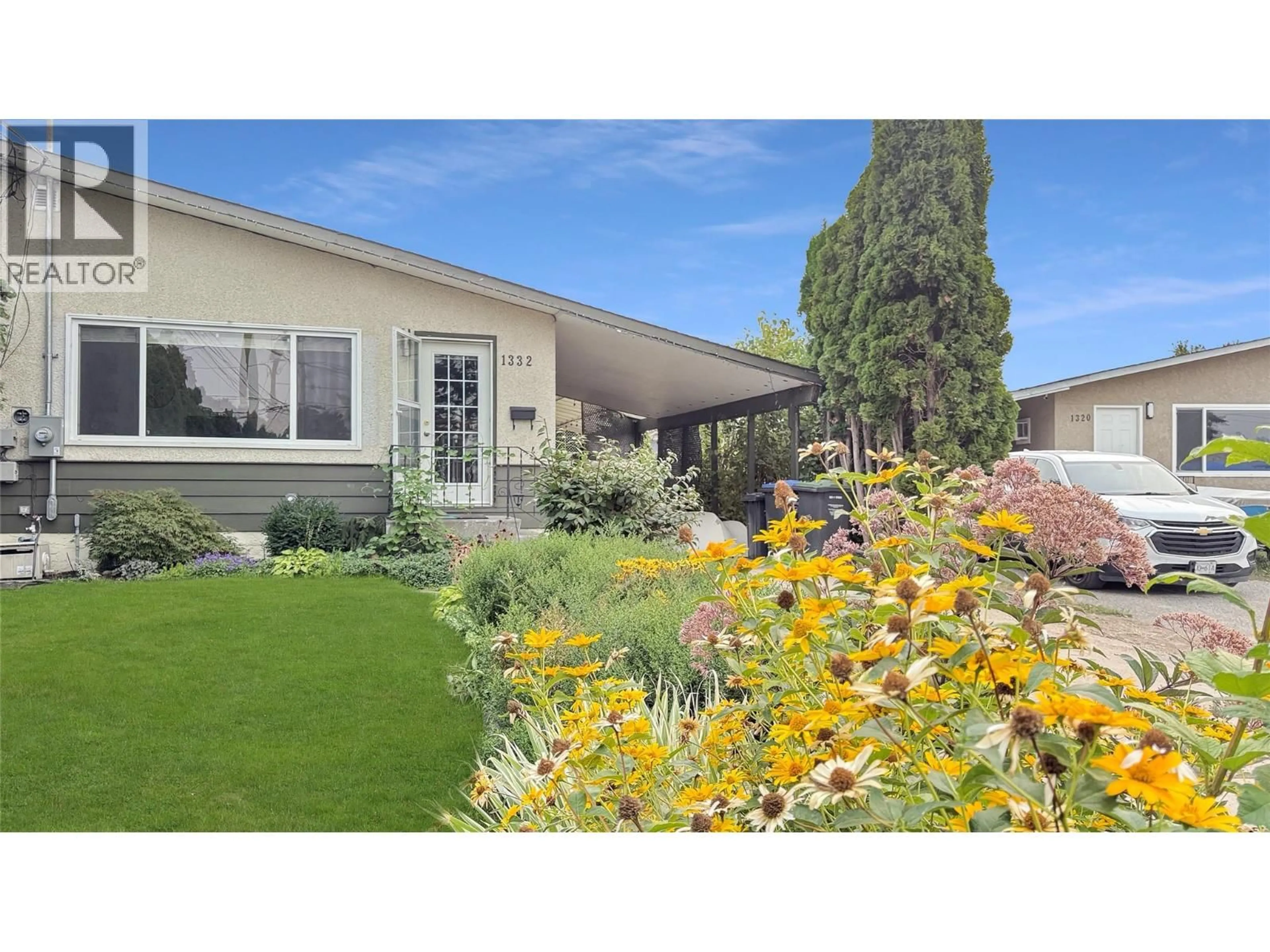 Home with vinyl exterior material, unknown for 1332 MORGAN ROAD, Kelowna British Columbia V1X1V8