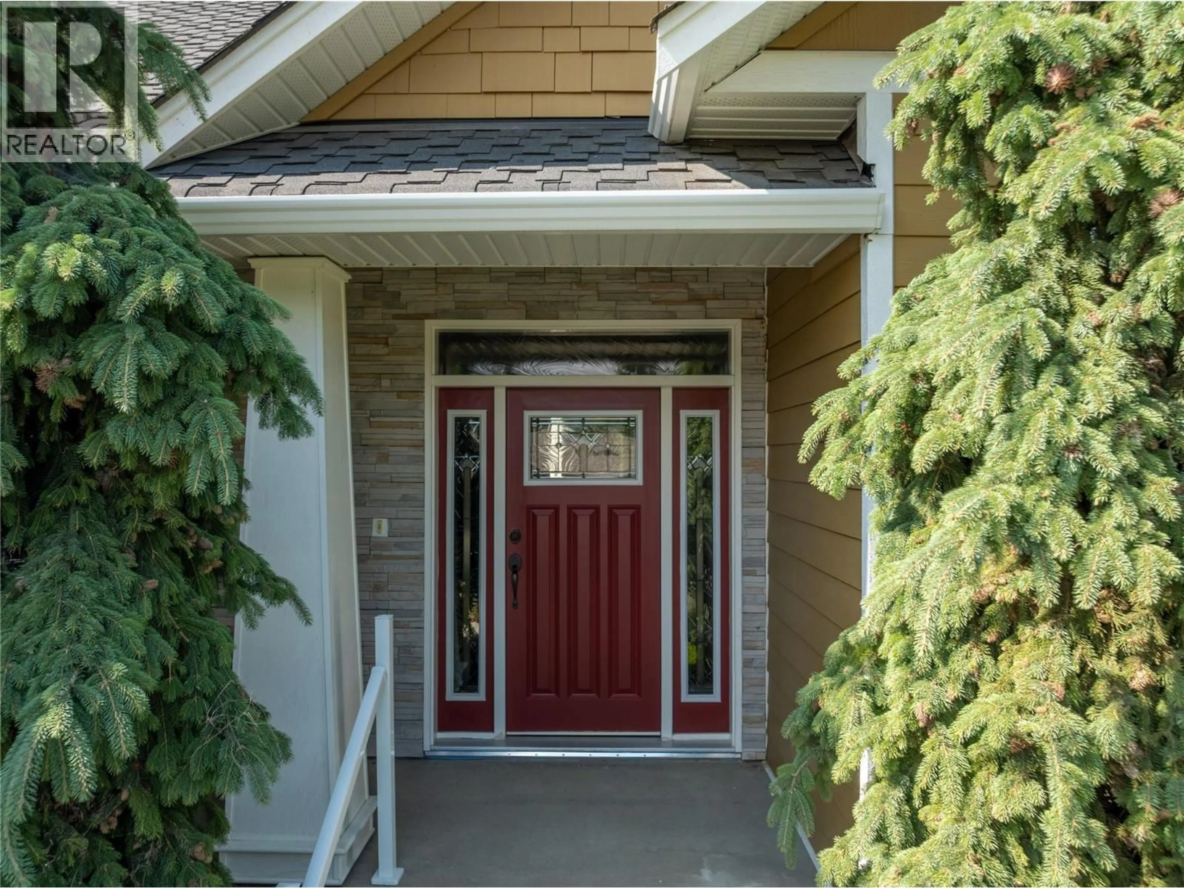 Indoor entryway for 2734 GOLF COURSE DRIVE, Blind Bay British Columbia V0E1H2