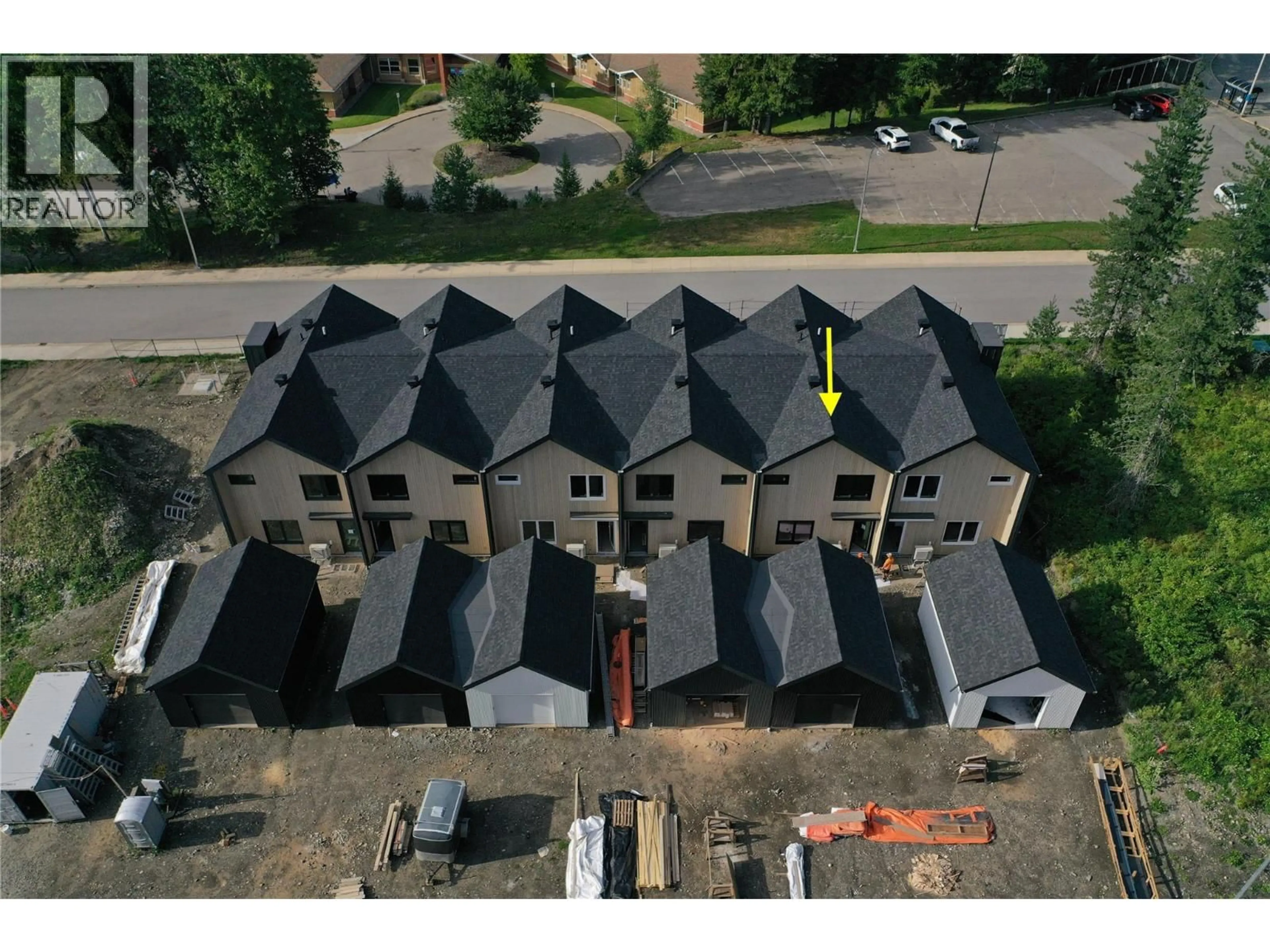 A pic from outside/outdoor area/front of a property/back of a property/a pic from drone, building for 1048 WILLIAM'S GATE LANE, Revelstoke British Columbia V0E2S1