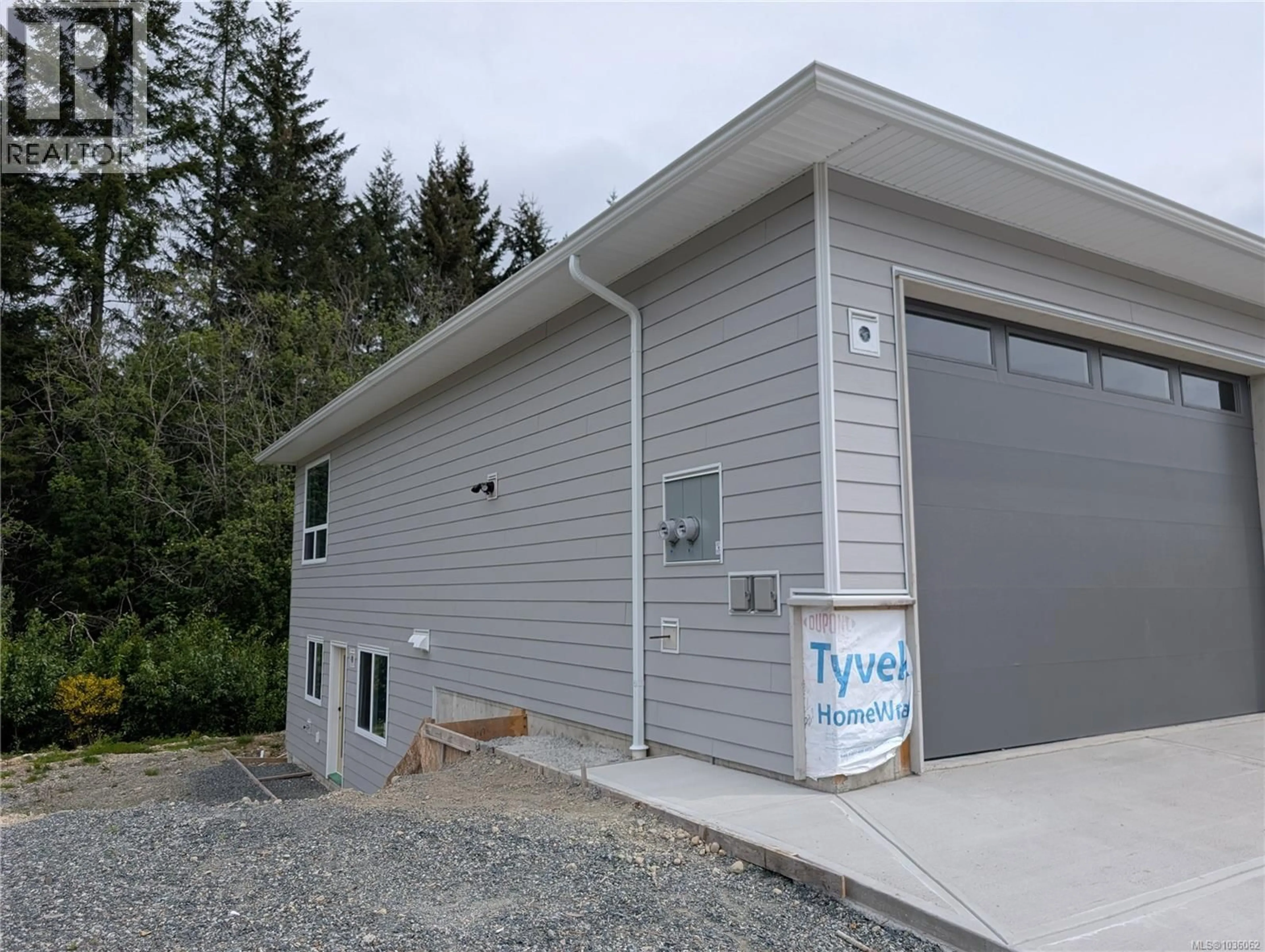 Home with vinyl exterior material, building for 149 EDGEWOOD DRIVE, Lake Cowichan British Columbia V0R2G0