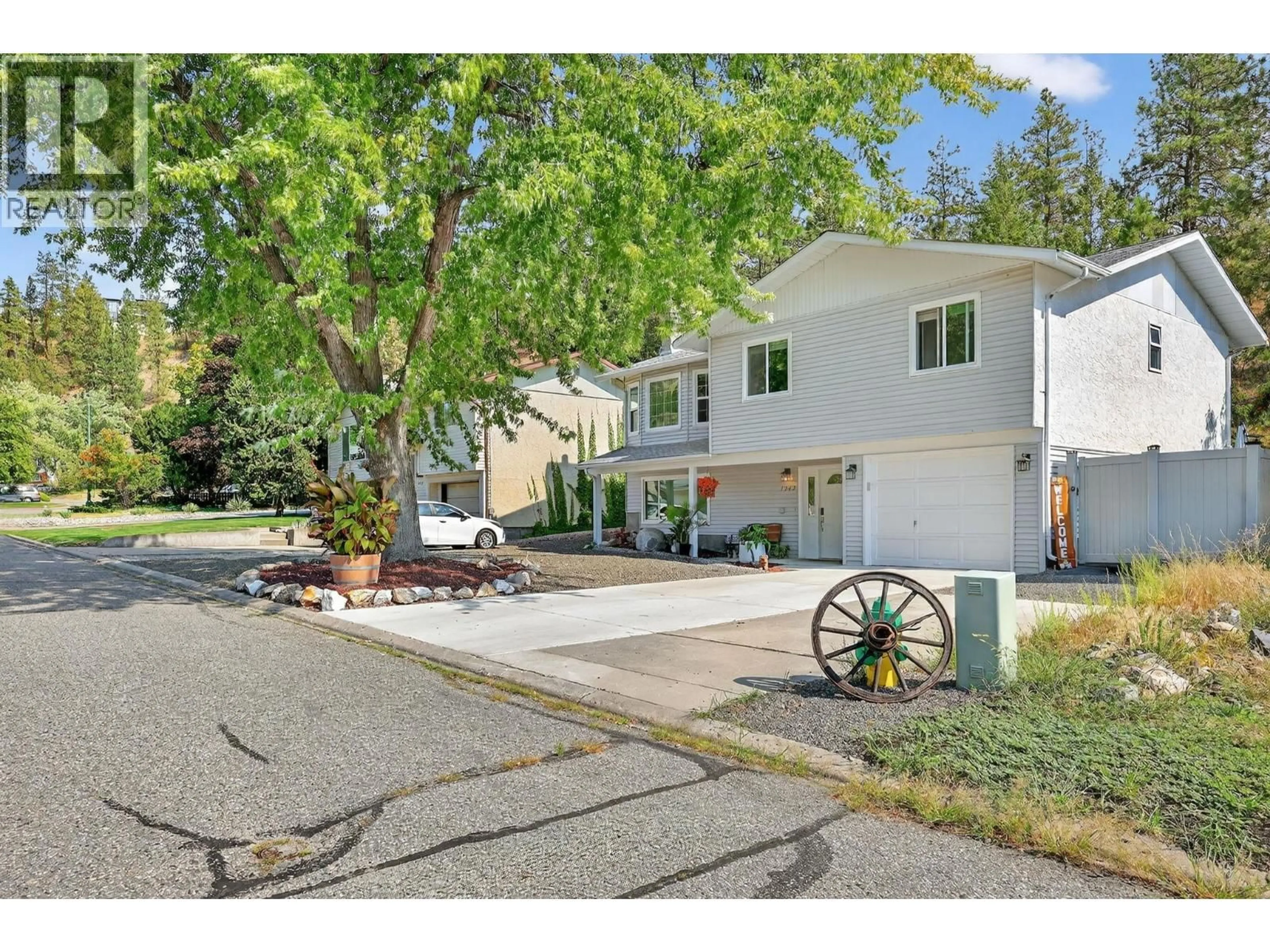 Unknown for 1742 DUNCAN AVENUE EAST, Penticton British Columbia V2A7E7