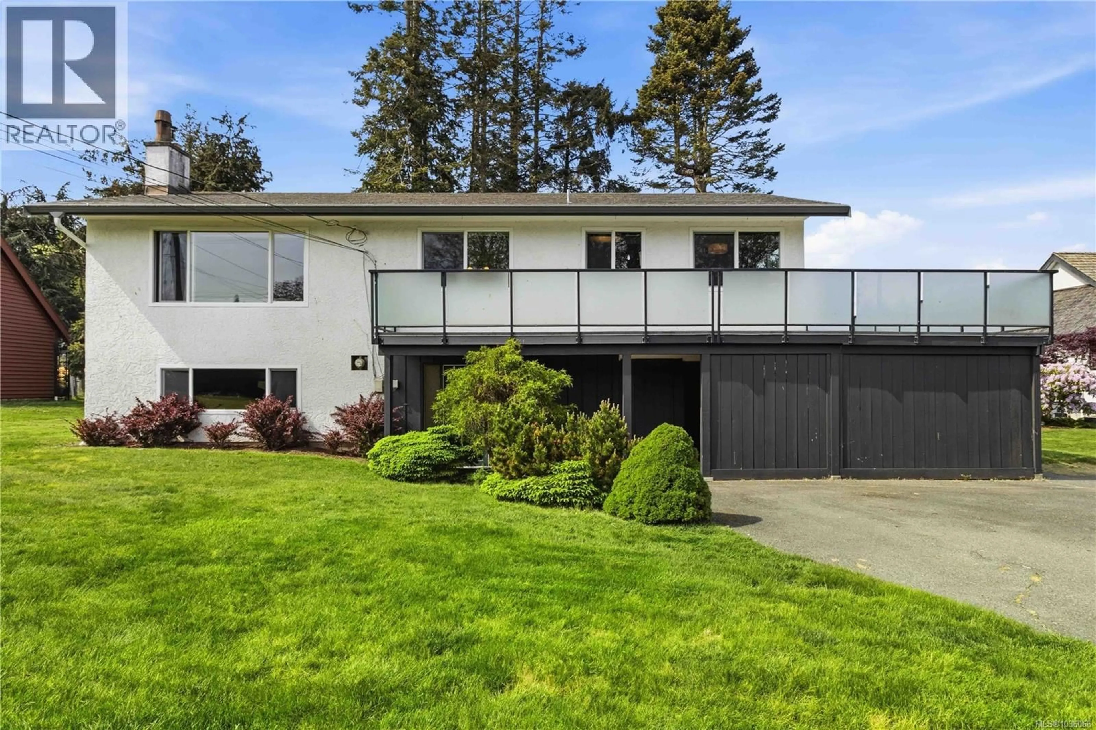 Home with vinyl exterior material, unknown for 7030 DEERLEPE ROAD, Sooke British Columbia V9Z0T5