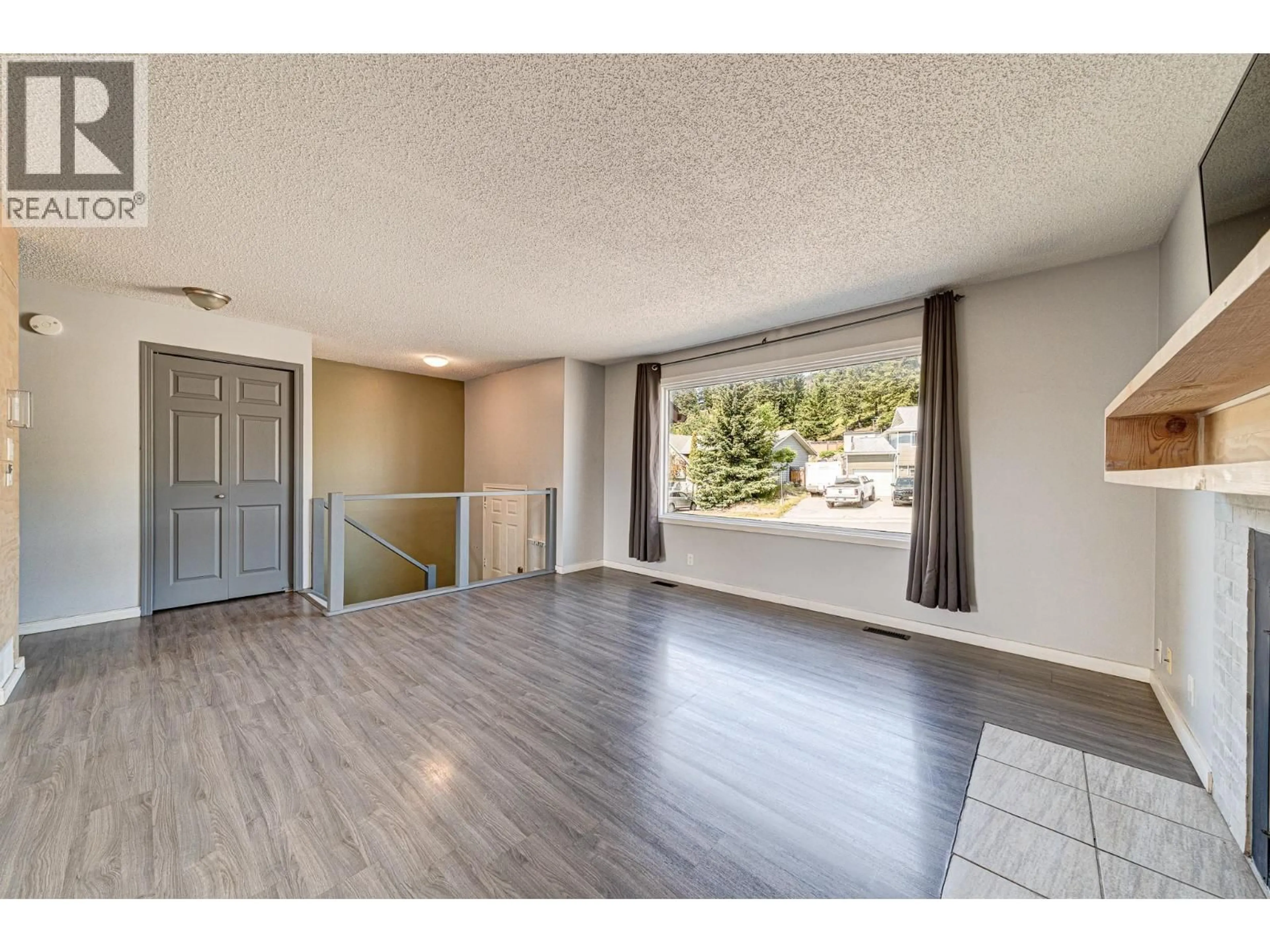 Unknown for 732 BALMER CRESCENT, Elkford British Columbia V0B1H0