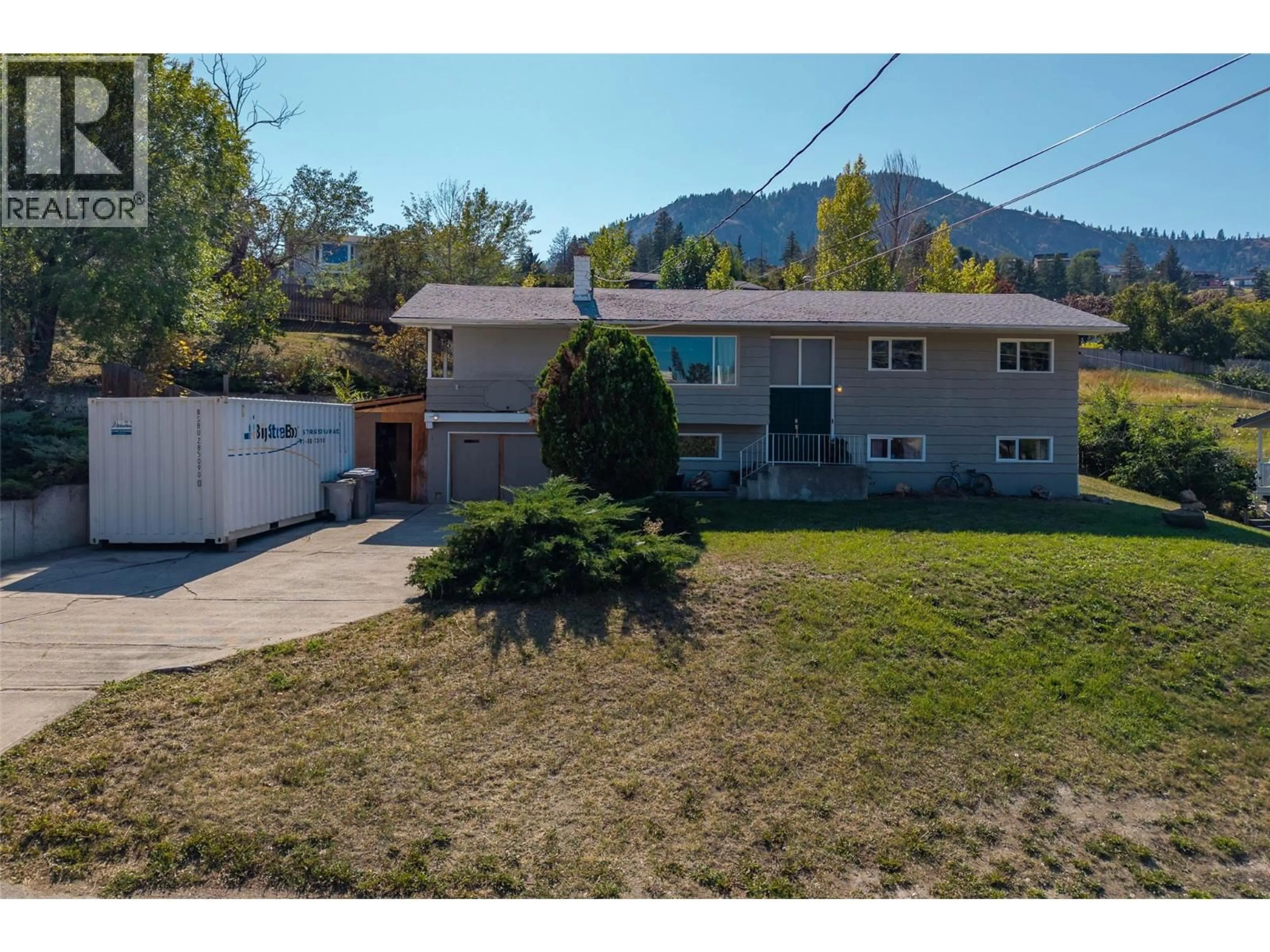 A pic from outside/outdoor area/front of a property/back of a property/a pic from drone, unknown for 1289 FOXWOOD LANE, Kamloops British Columbia V2C5E4