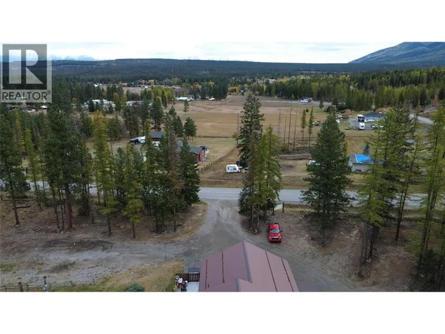 1605 24TH AVENUE SOUTH, Cranbrook 2