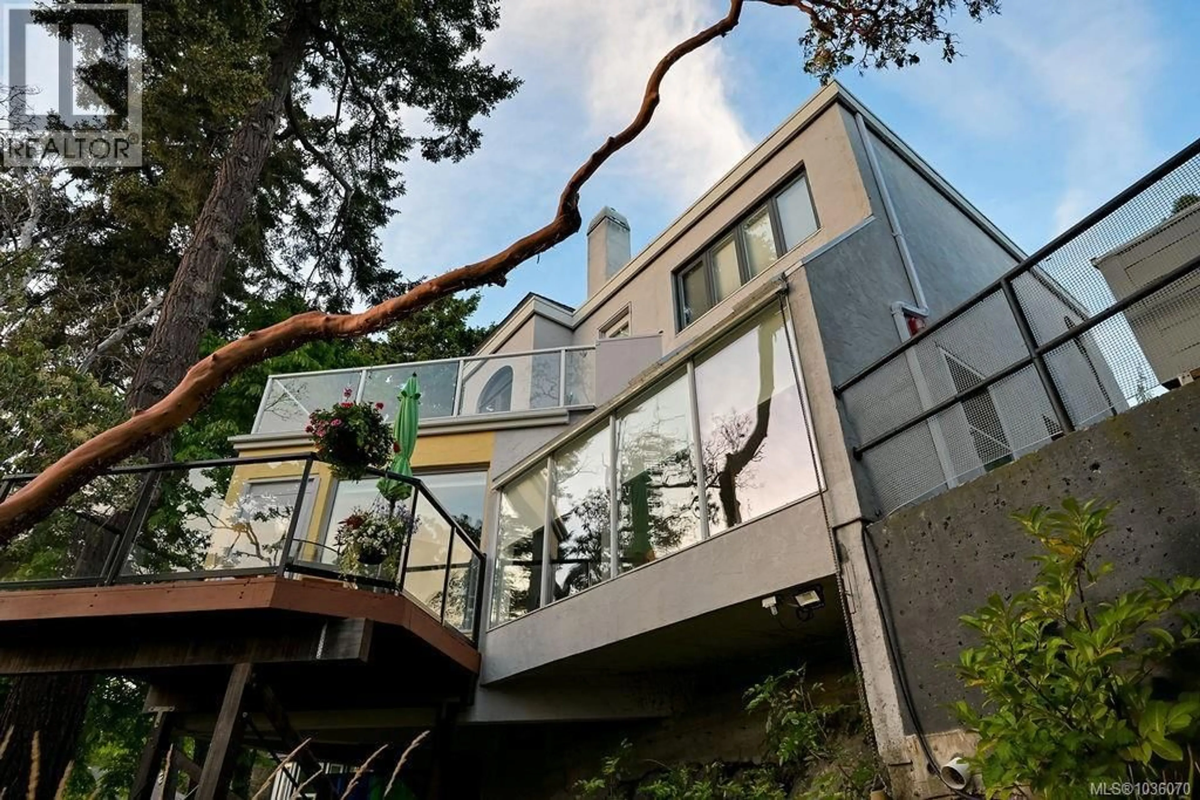 Unknown for 317 BESSBOROUGH CLOSE, View Royal British Columbia V9B3M3