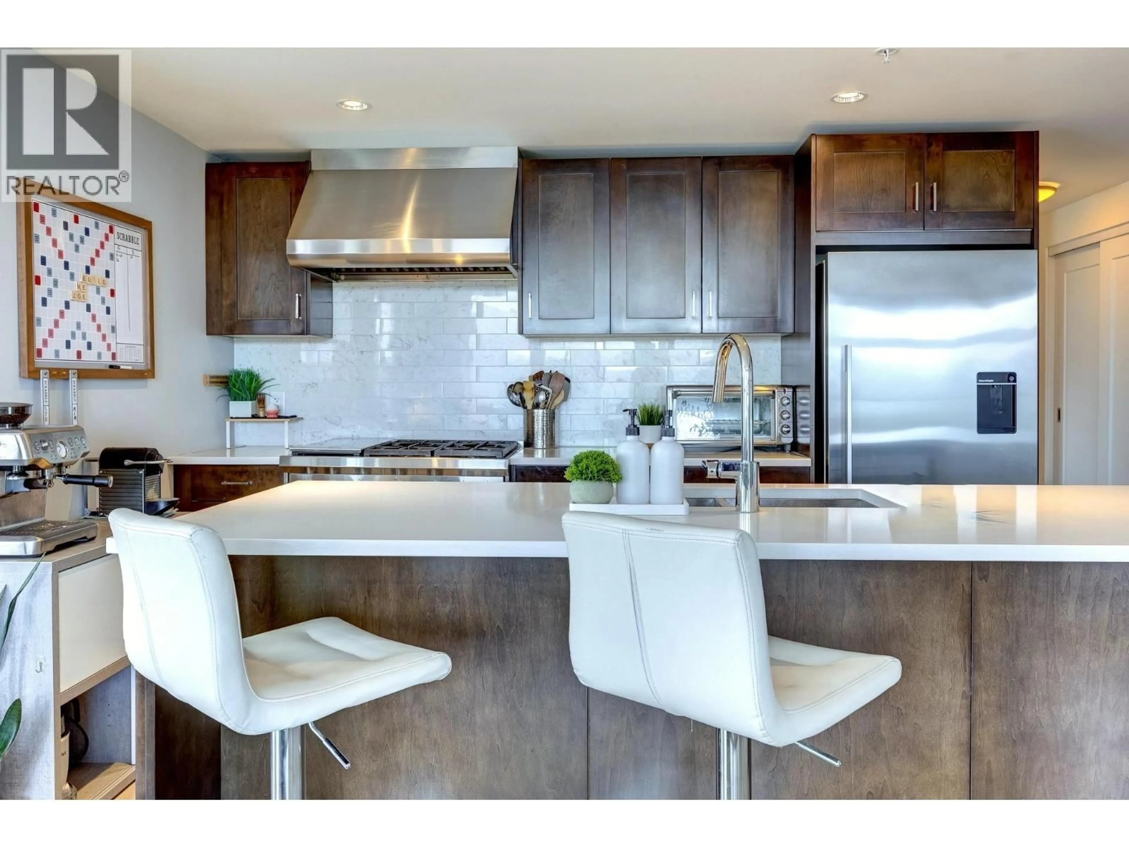 Contemporary kitchen, unknown for 406 - 485 GROVES AVENUE, Kelowna British Columbia V1Y0C1