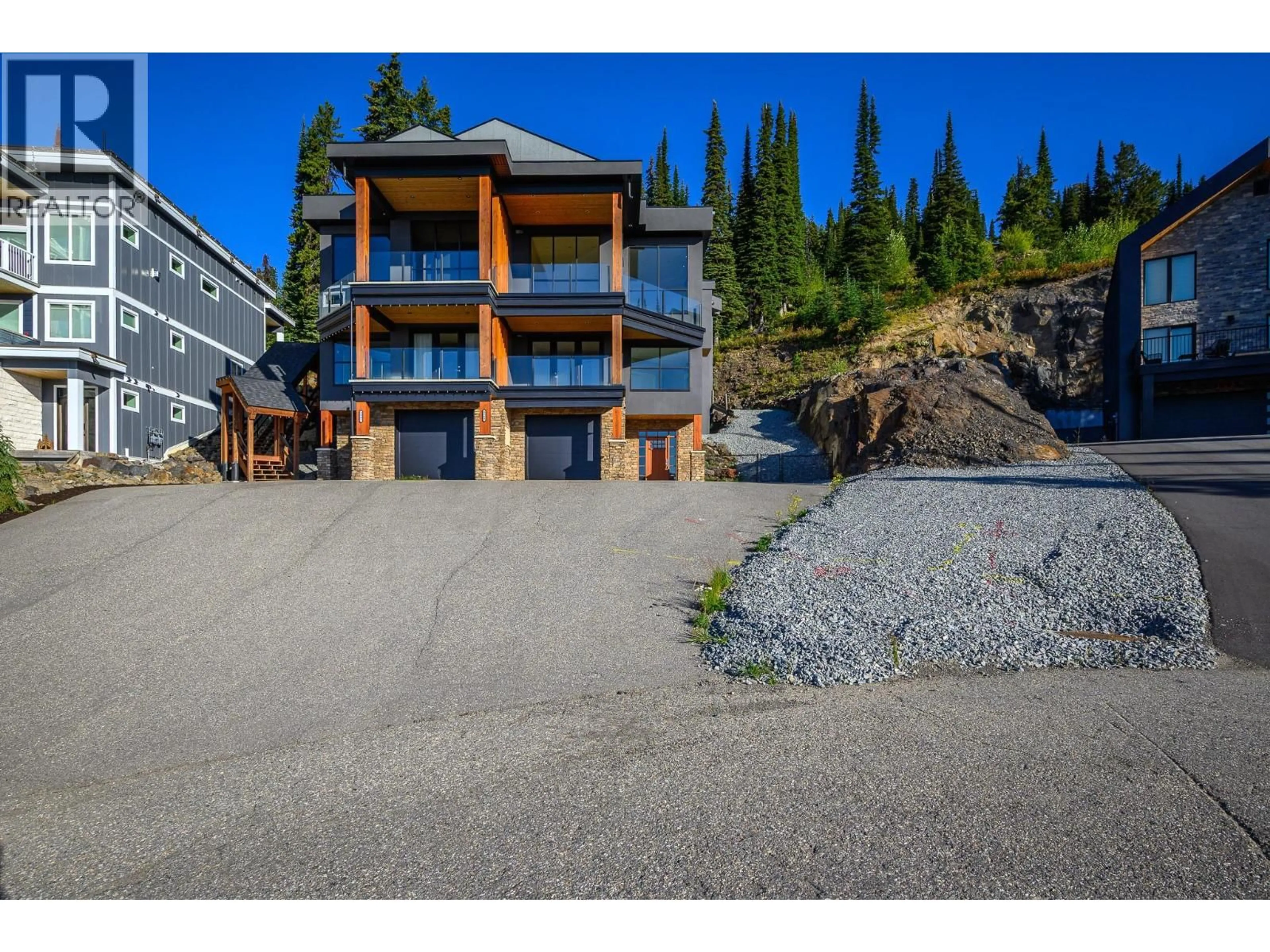 A pic from outside/outdoor area/front of a property/back of a property/a pic from drone, mountain view for 9989 CATHEDRAL DRIVE, Silver Star British Columbia V1B3M1