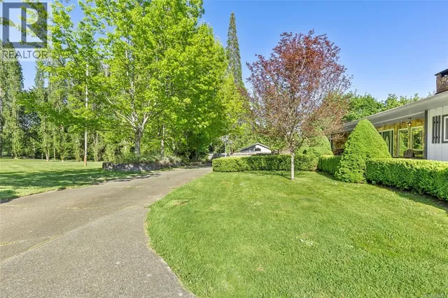 1176 SHAWNIGAN-MILL BAY ROAD, Mill Bay 4