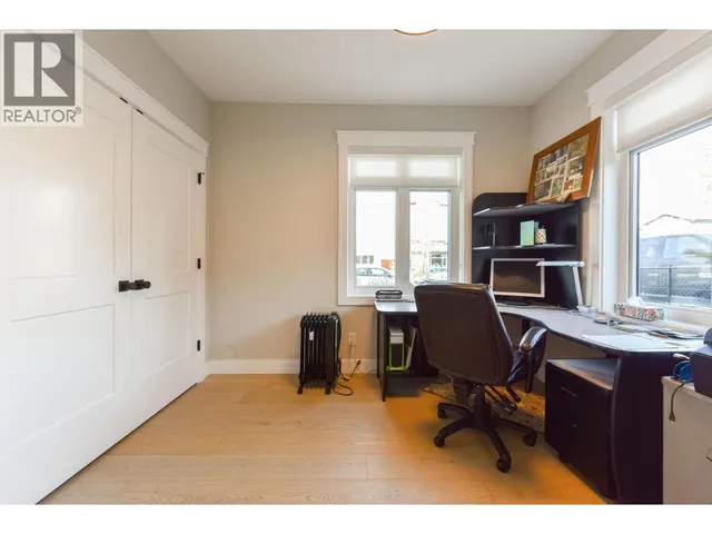 101 - 222 LEE AVENUE, Penticton 4
