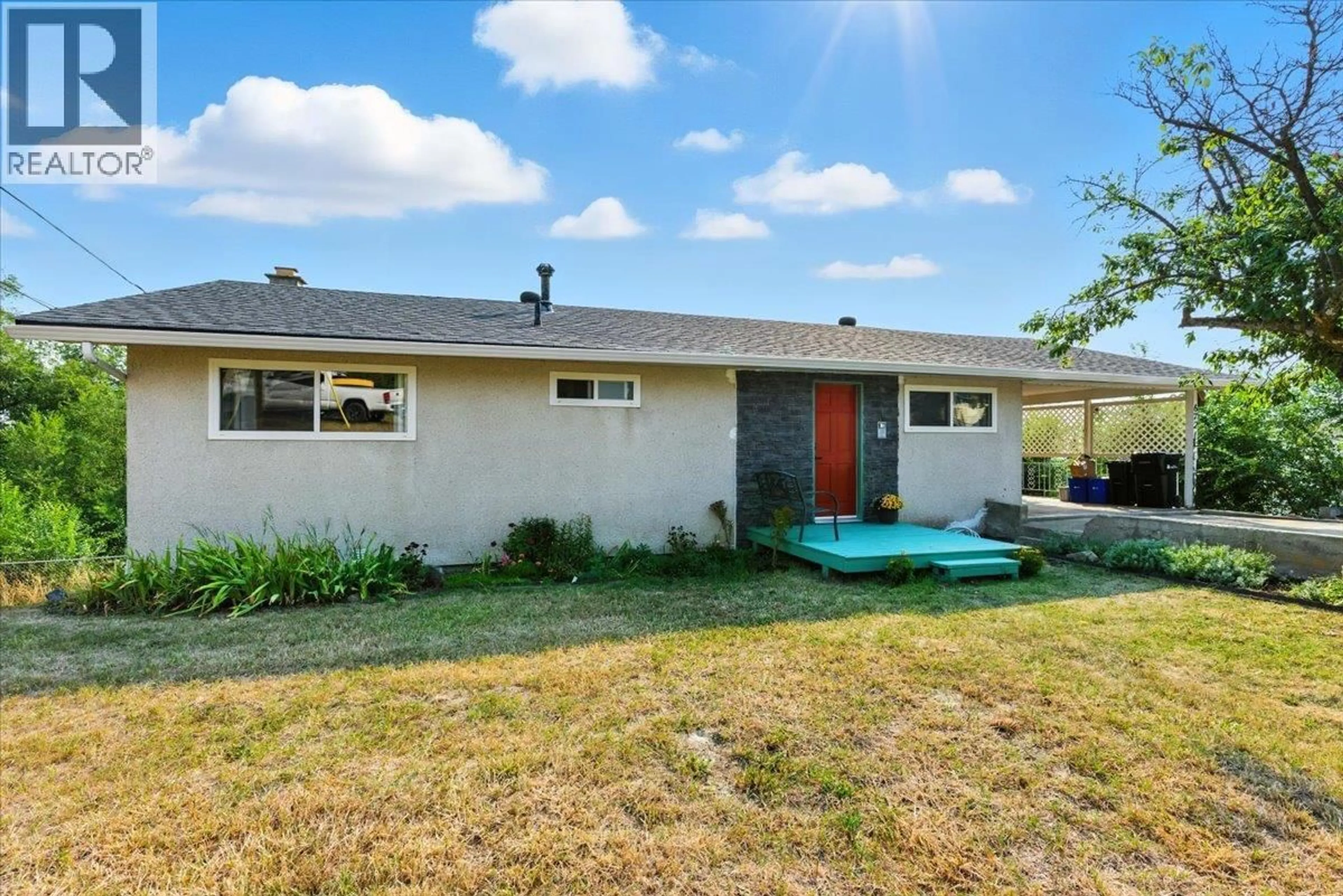 Home with vinyl exterior material, street for 6721 GARNET ROAD, Vernon British Columbia V1H1P1