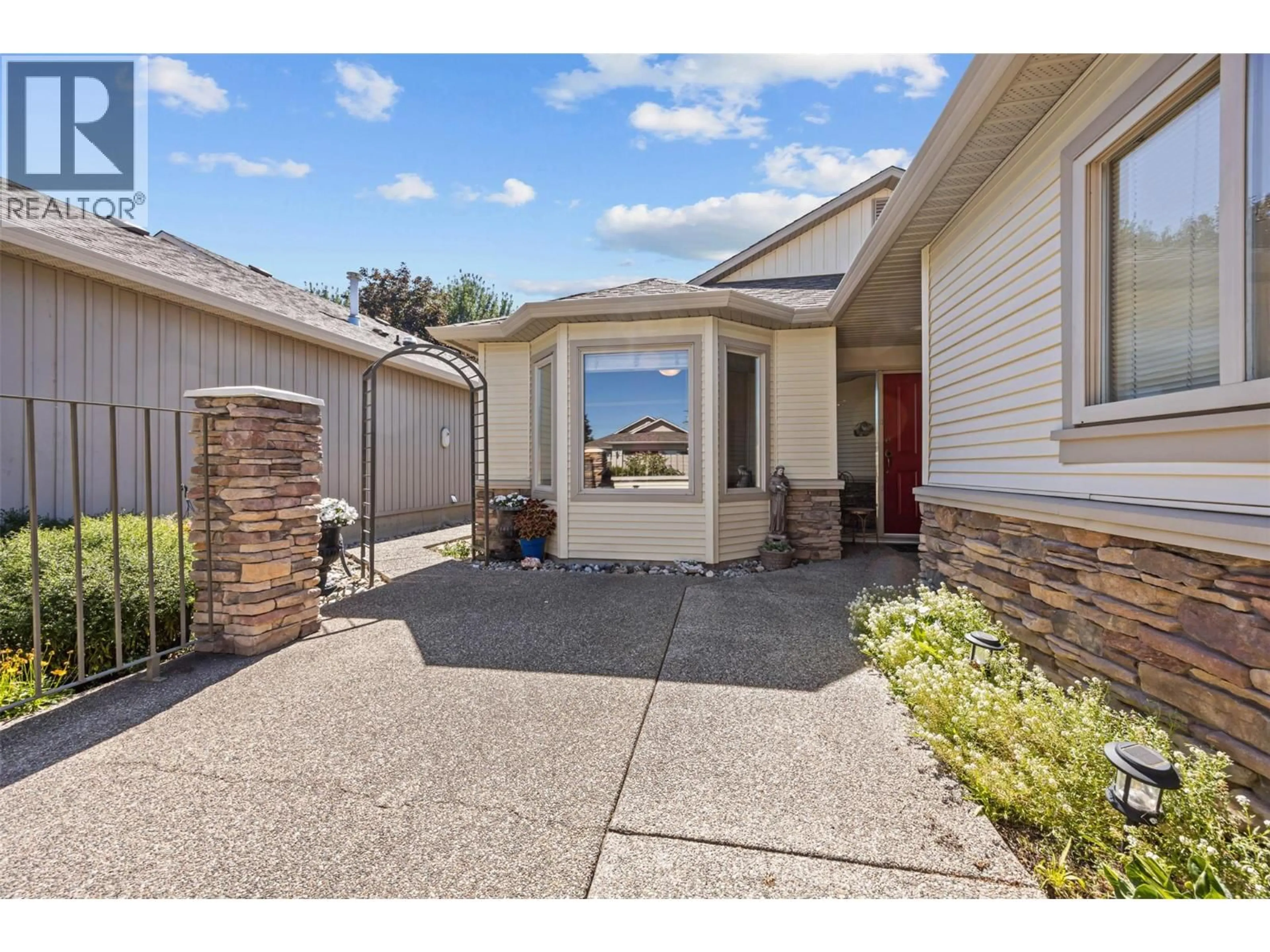 Unknown for 18 - 2365 STILLINGFLEET ROAD, Kelowna British Columbia V1W4X5