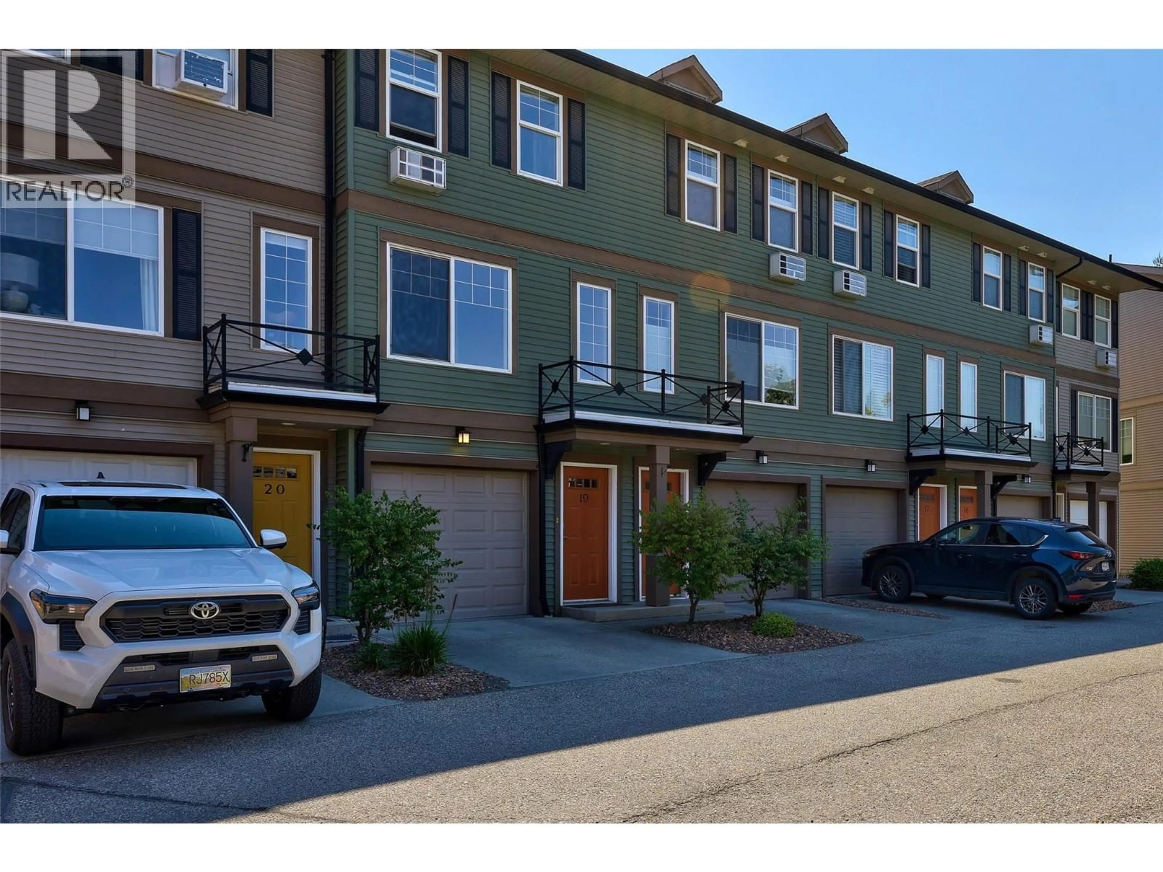 Unknown for 19 - 1970 BRAEVIEW PLACE, Kamloops British Columbia V1S0A2