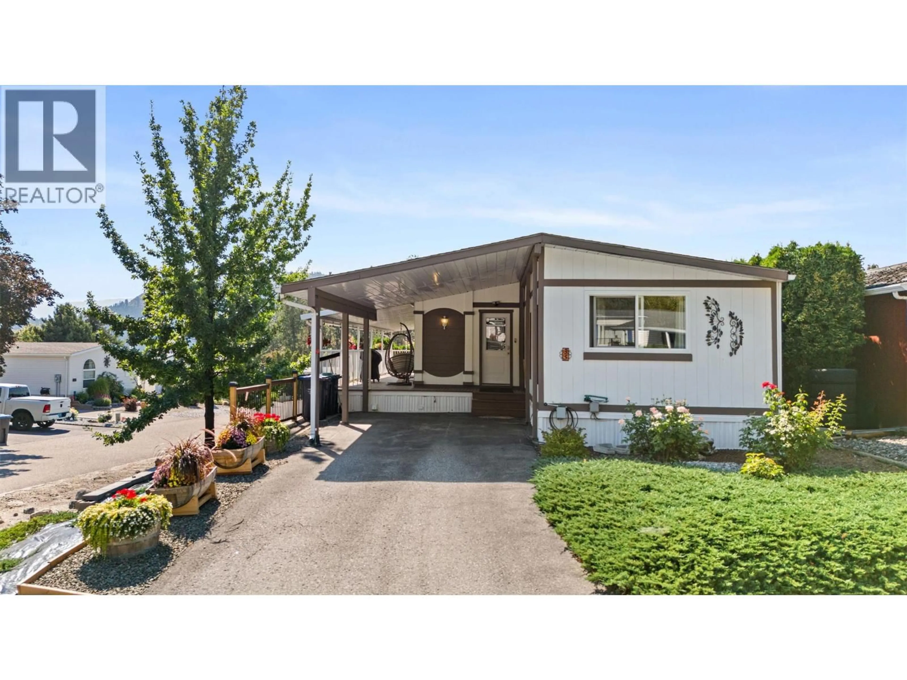 Home with vinyl exterior material, street for 35 - 1750 LENZ ROAD, West Kelowna British Columbia V1Z3N1