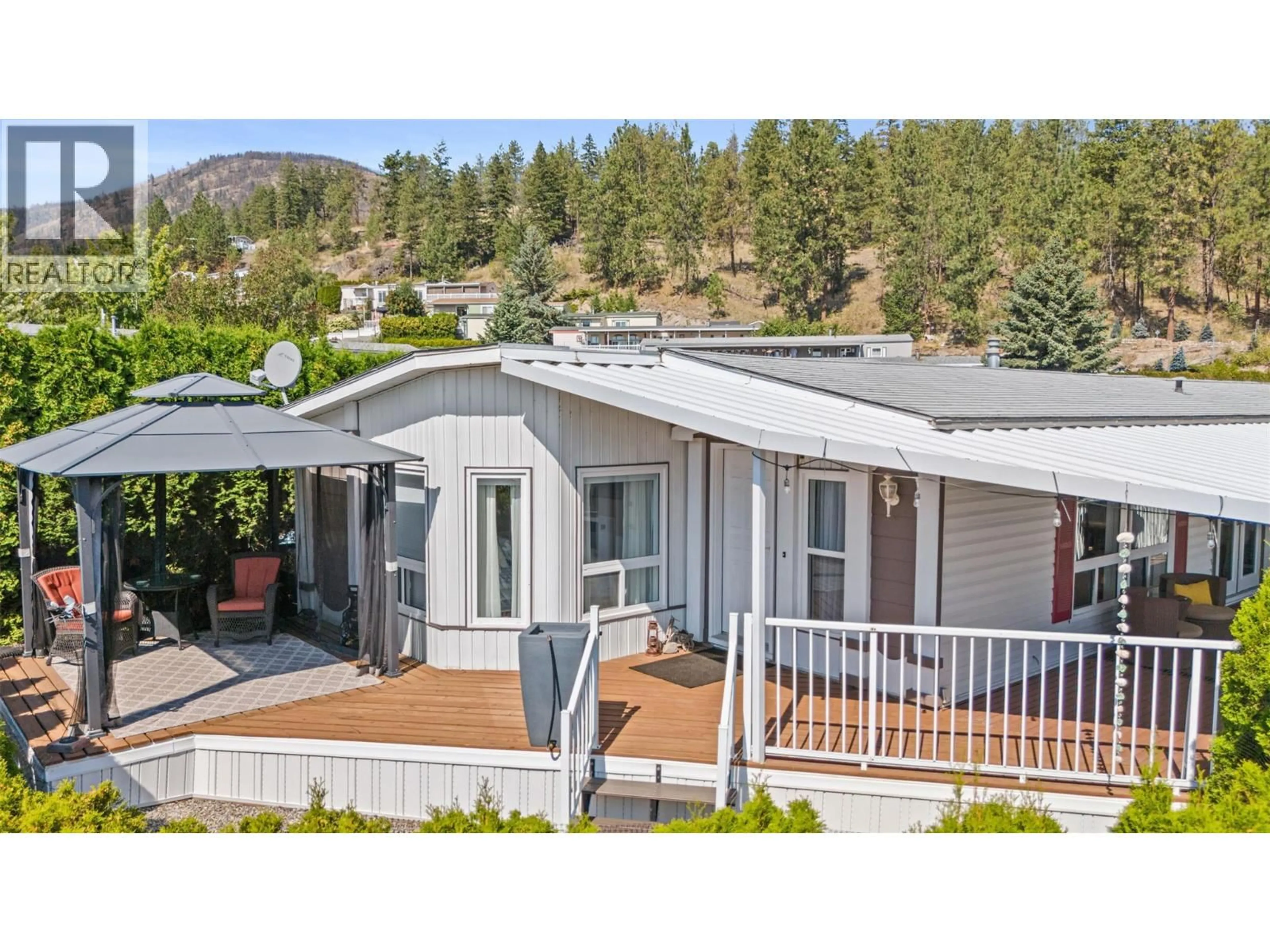 Home with vinyl exterior material, mountain view for 35 - 1750 LENZ ROAD, West Kelowna British Columbia V1Z3N1