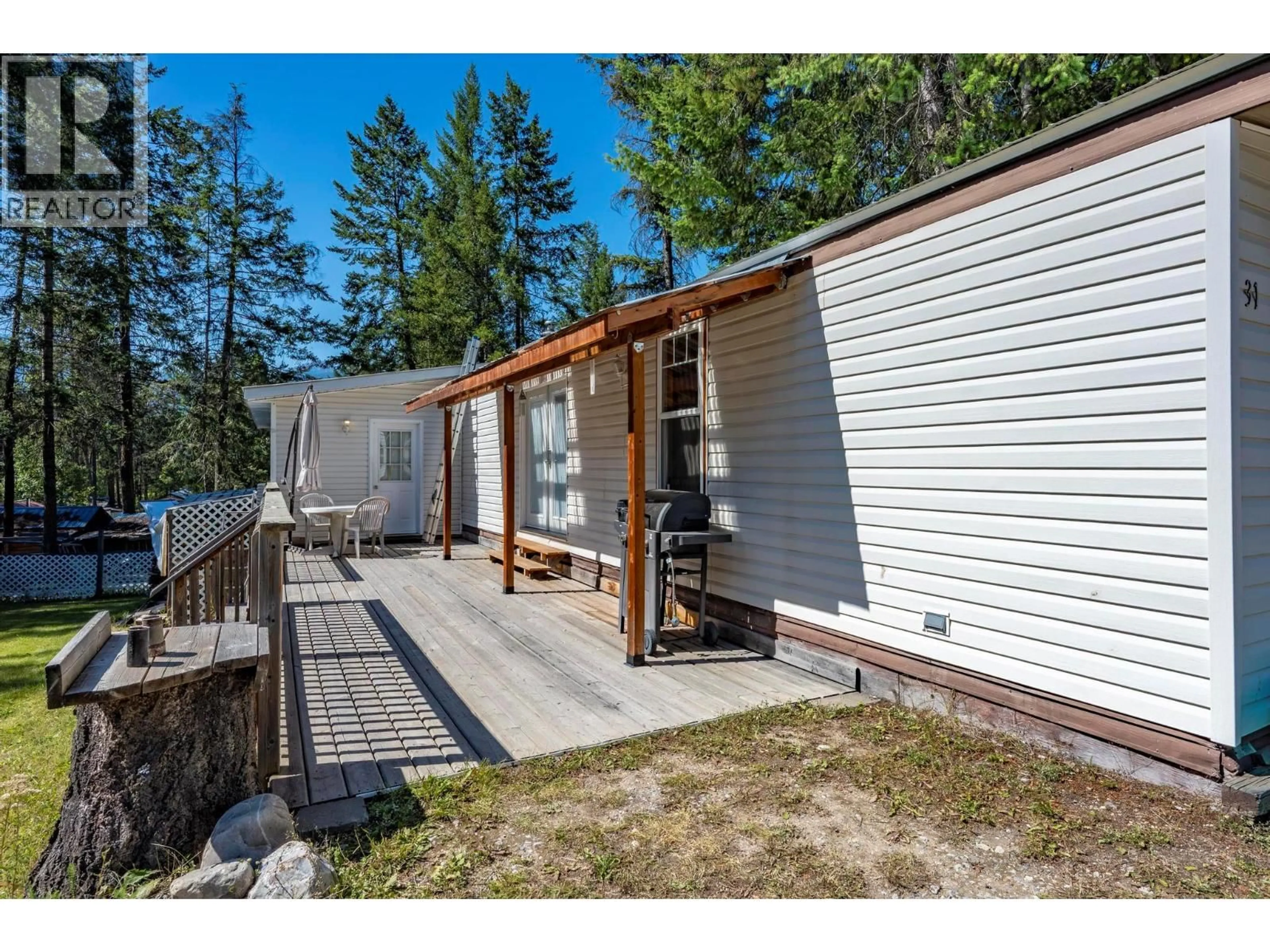 A pic from outside/outdoor area/front of a property/back of a property/a pic from drone, unknown for 31 - 470 REFLECTION LAKE ROAD, Golden British Columbia V0A1H2