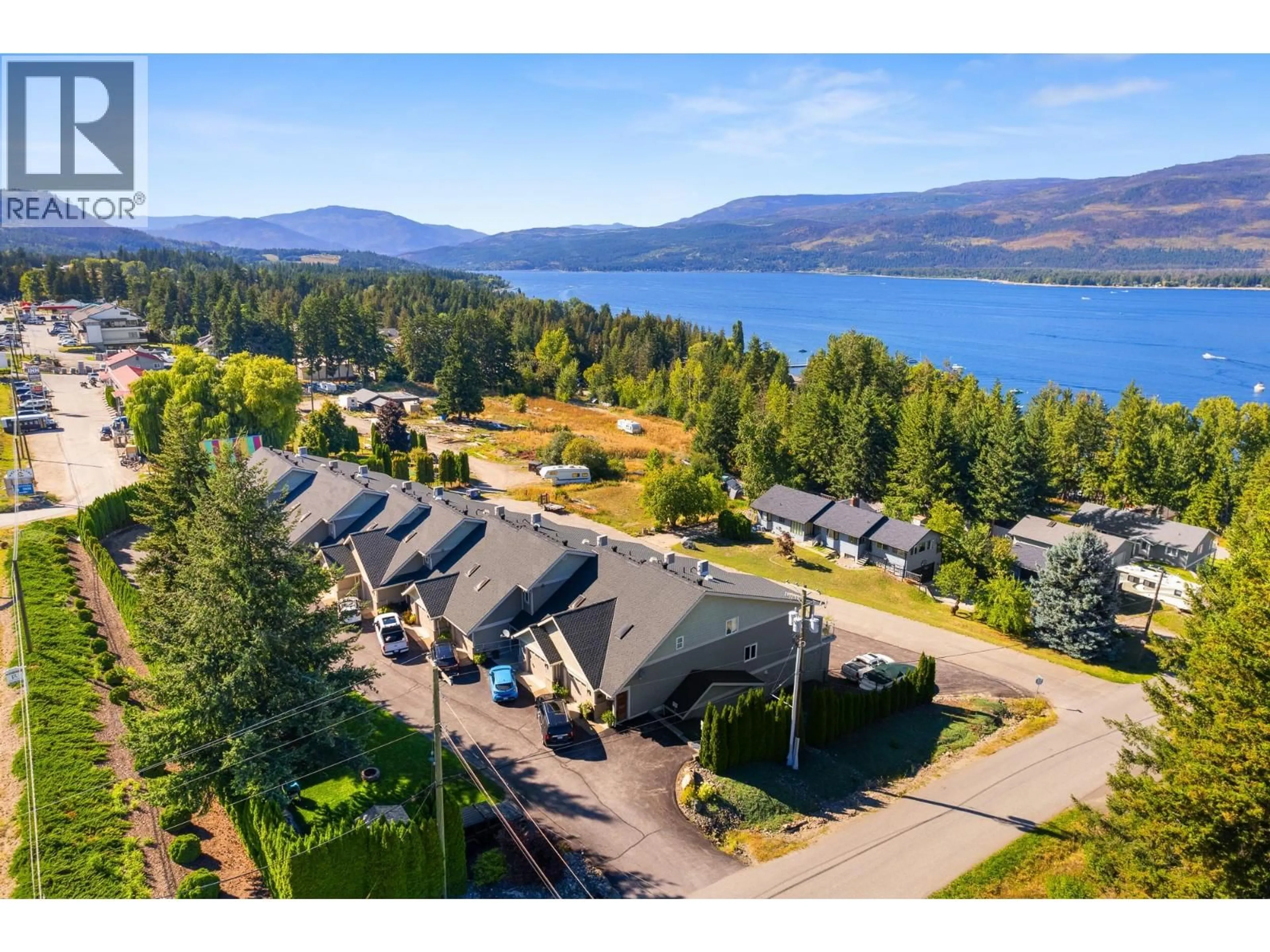 A pic from outside/outdoor area/front of a property/back of a property/a pic from drone, water/lake/river/ocean view for 2 - 2802 HENSTRIDGE ROAD, Sorrento British Columbia V0E2W0