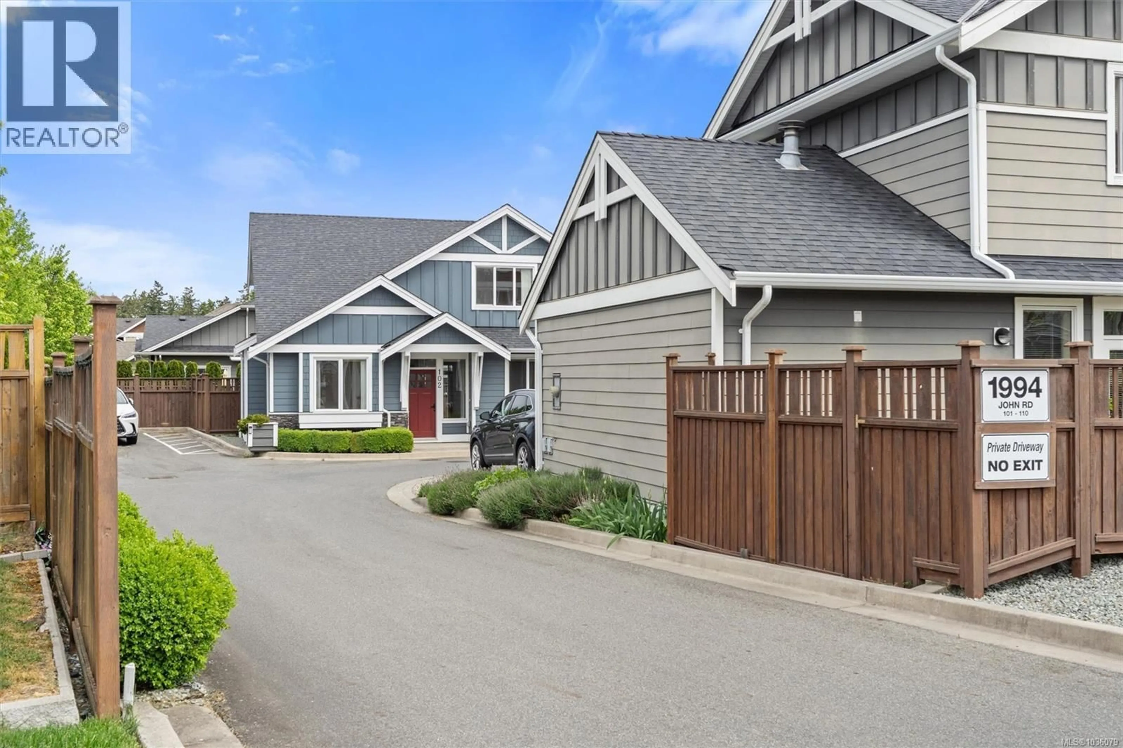 Home with vinyl exterior material, street for 102 - 1994 JOHN ROAD, North Saanich British Columbia V8L2P9