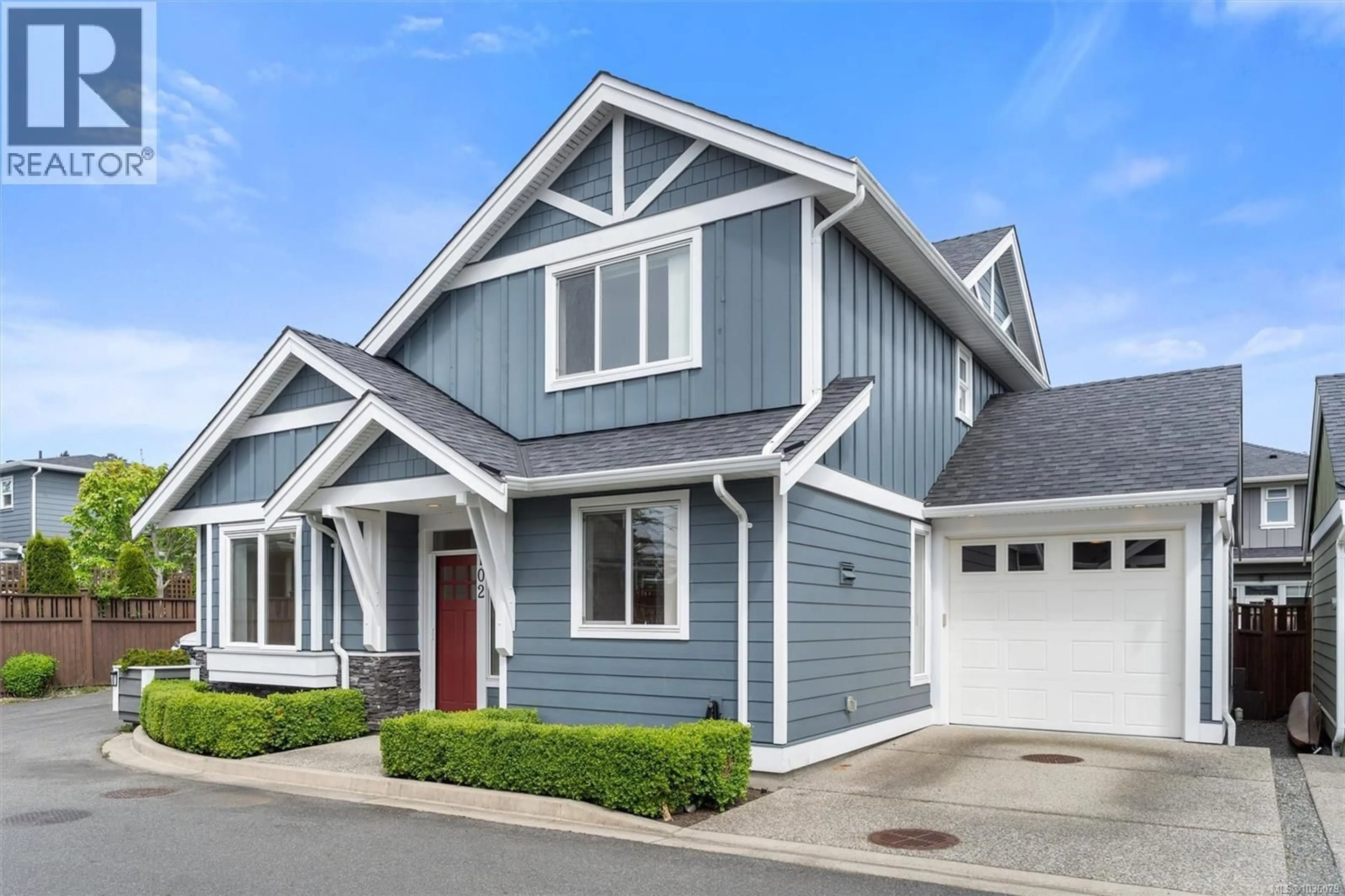 Home with vinyl exterior material, street for 102 - 1994 JOHN ROAD, North Saanich British Columbia V8L2P9