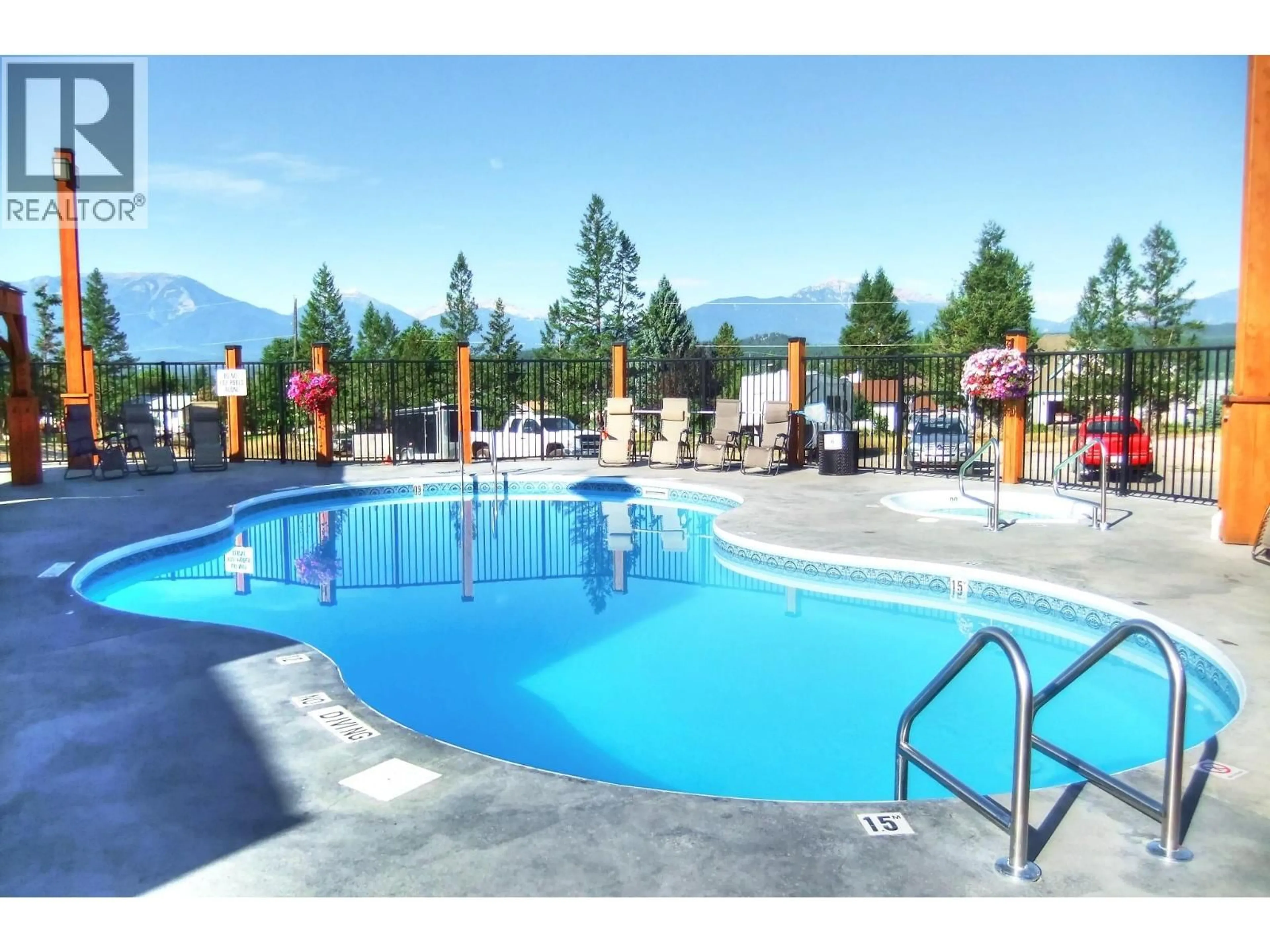 Pool for 1111 - 7495 COLUMBIA AVENUE, Radium Hot Springs British Columbia V0A1M0