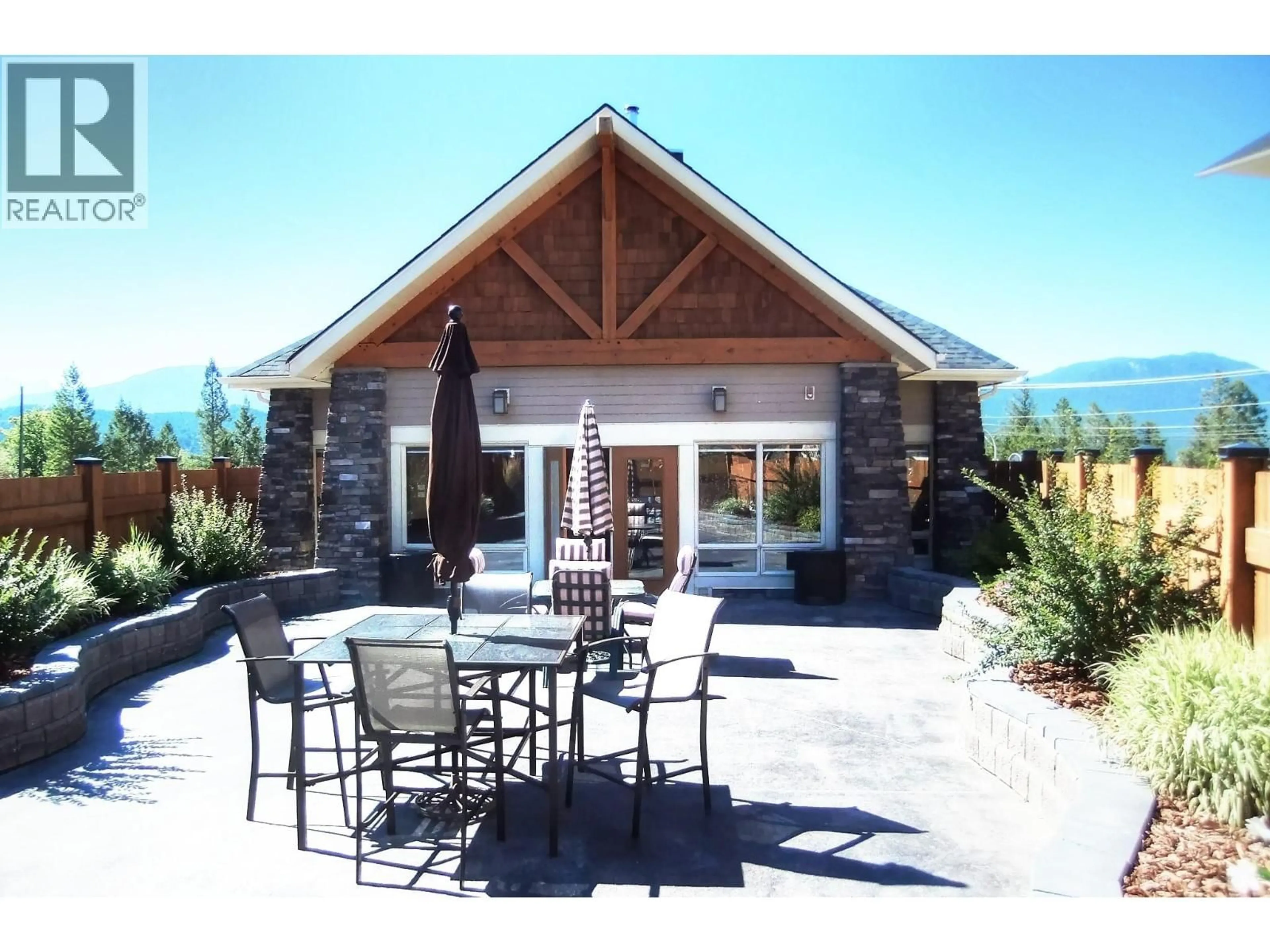 Patio, mountain view for 1111 - 7495 COLUMBIA AVENUE, Radium Hot Springs British Columbia V0A1M0