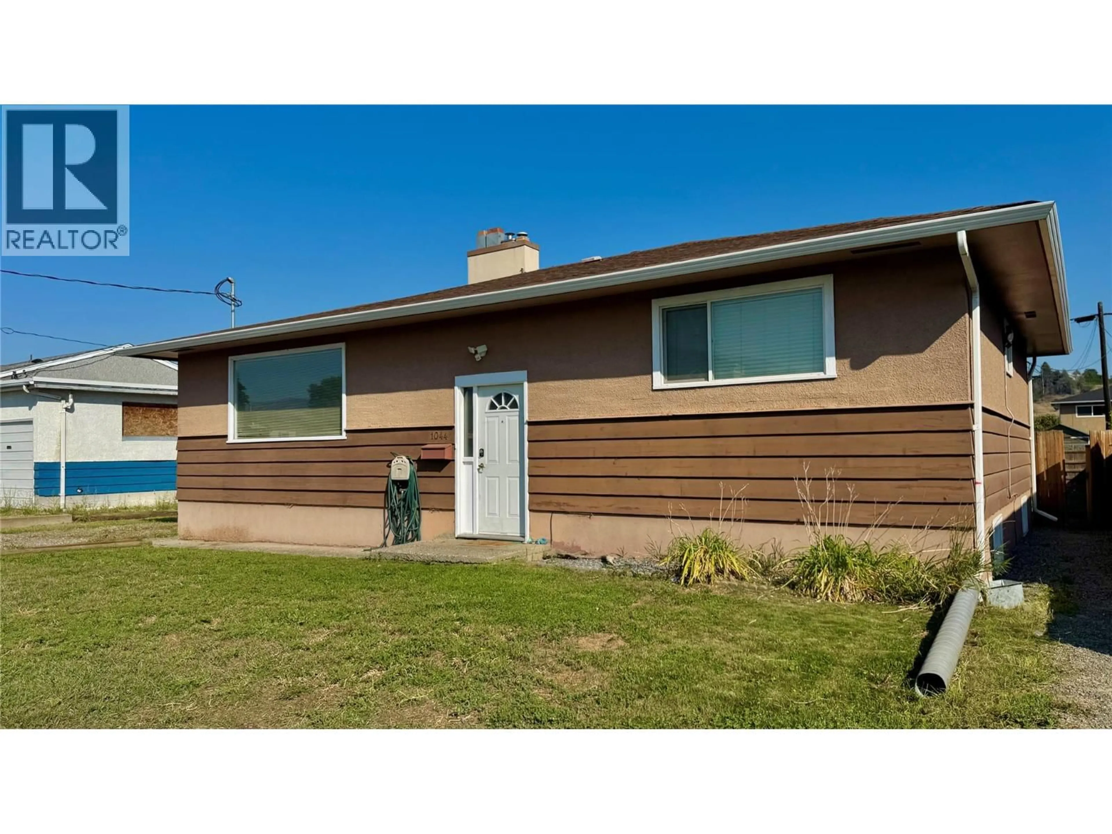 Home with vinyl exterior material, unknown for 1044 LETHBRIDGE AVENUE, Kamloops British Columbia V2B1Y2