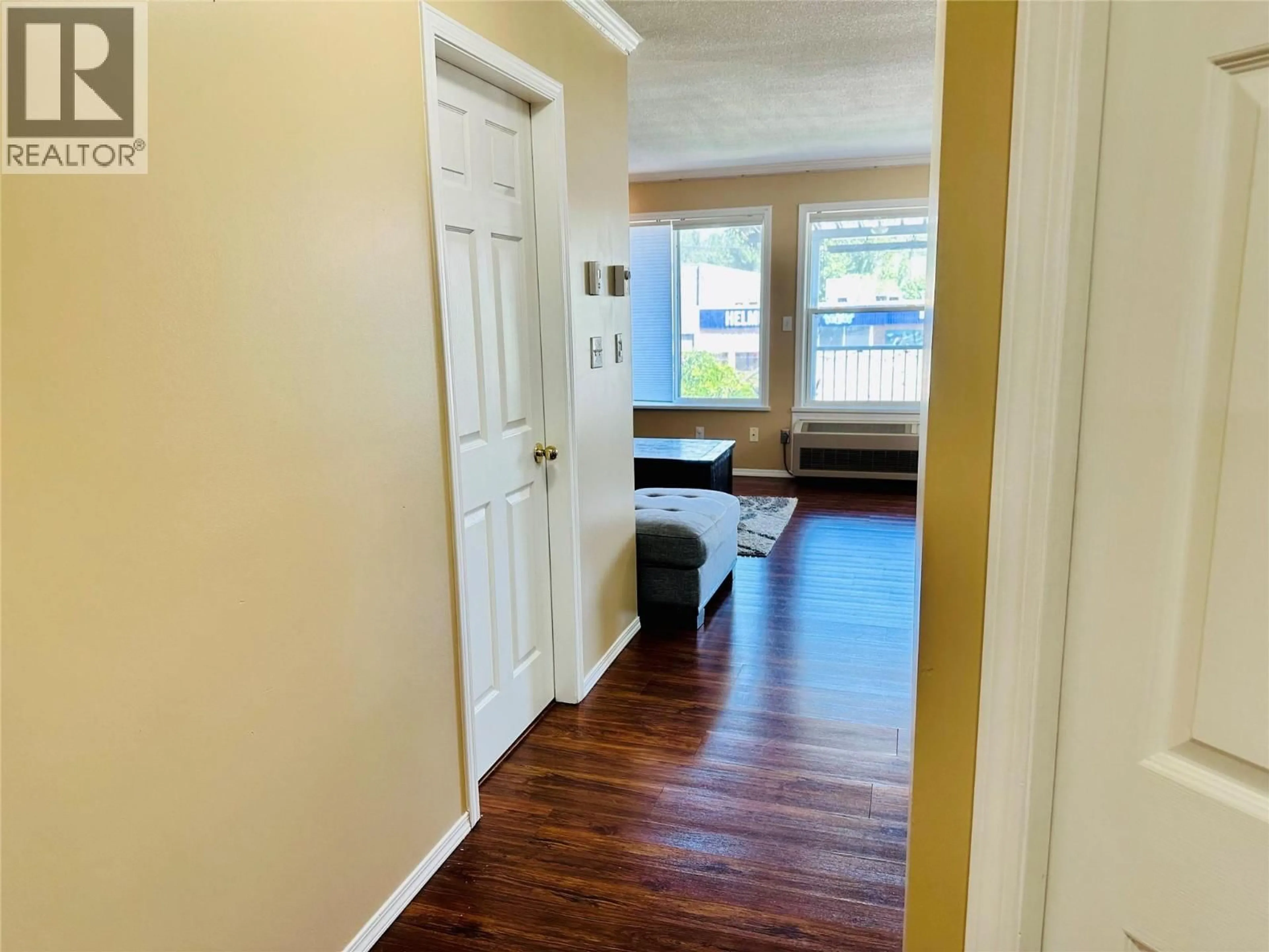 Indoor entryway for 52 - 4740 20 STREET, Vernon British Columbia V1T9N7