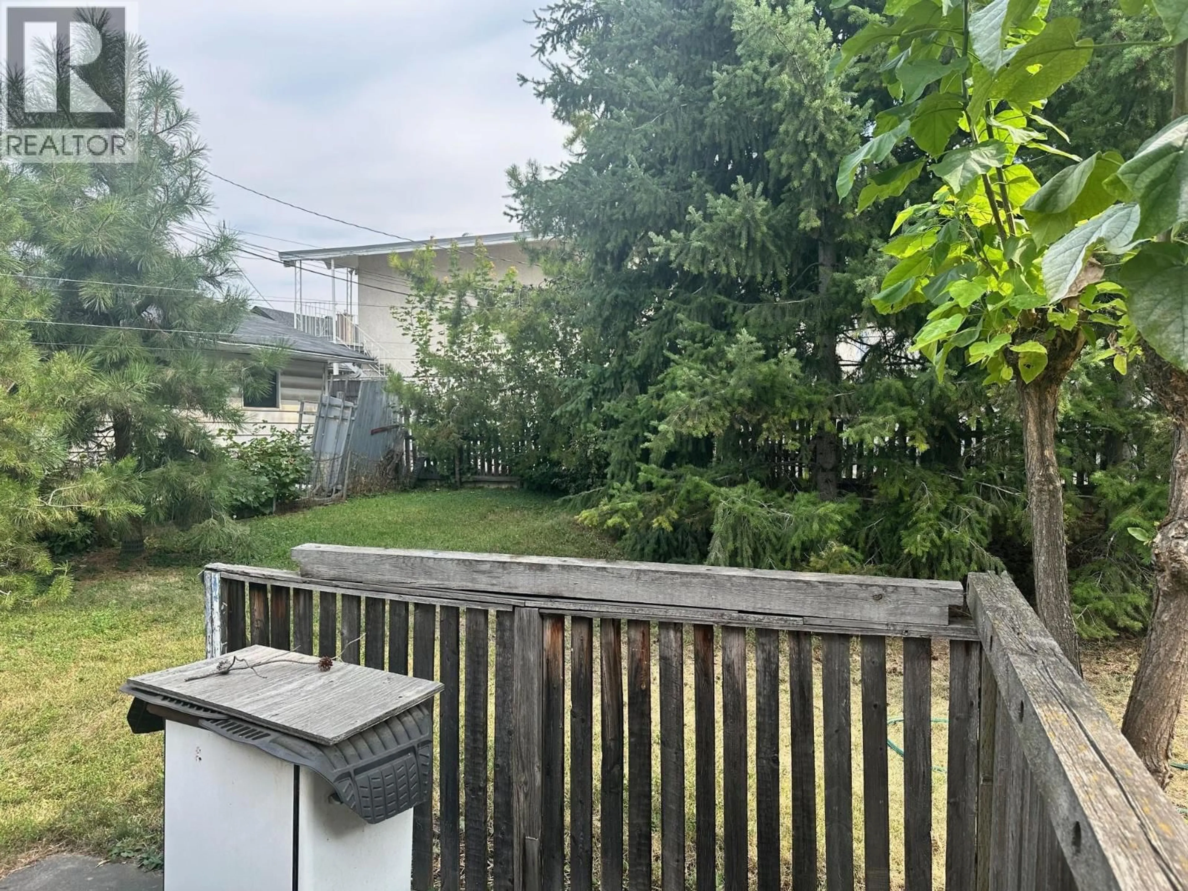 A pic from outside/outdoor area/front of a property/back of a property/a pic from drone, unknown for 3505 33 STREET, Vernon British Columbia V1T5T5