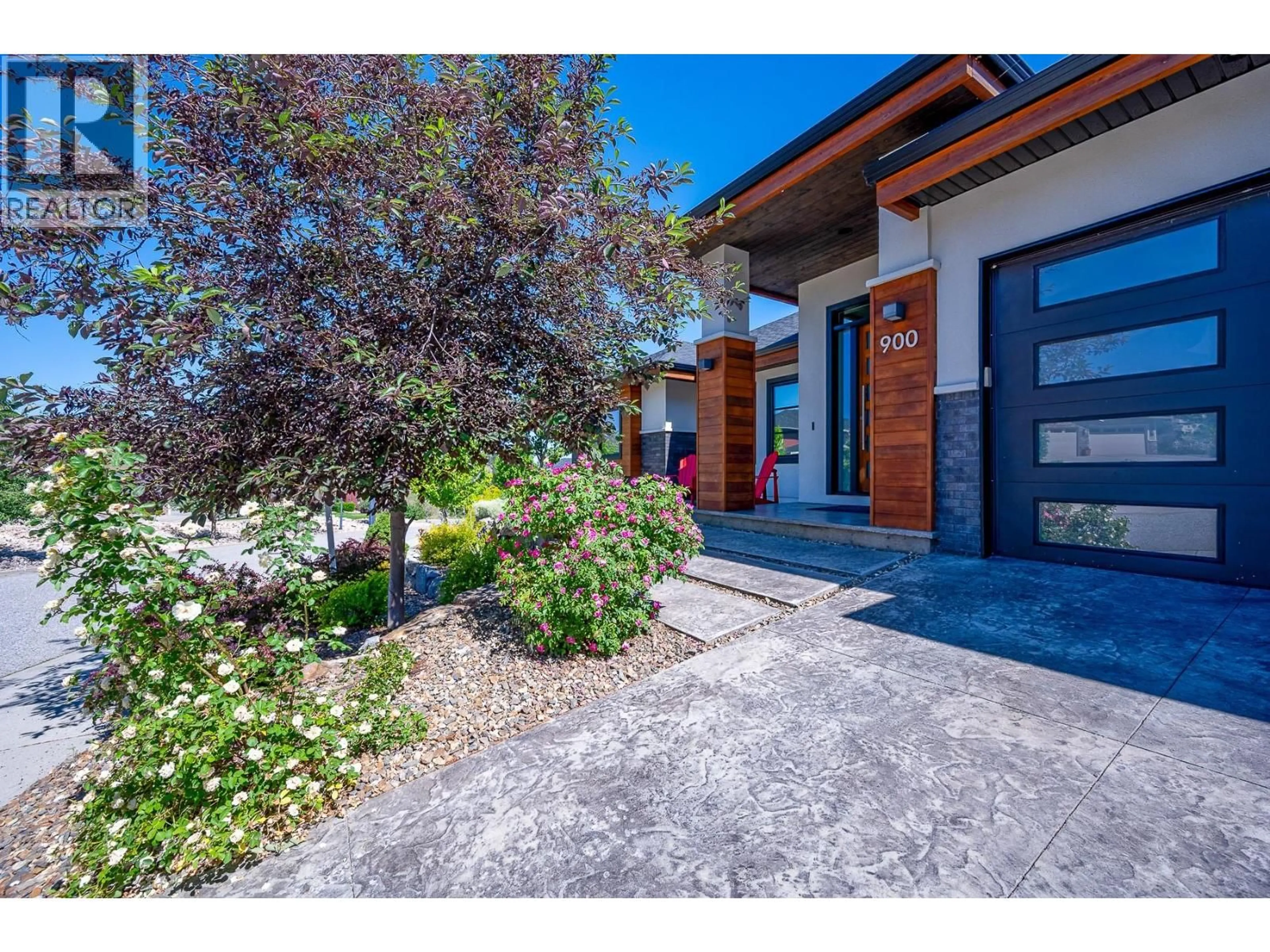 Unknown for 900 STOCKLEY STREET, Kelowna British Columbia V1P1R6