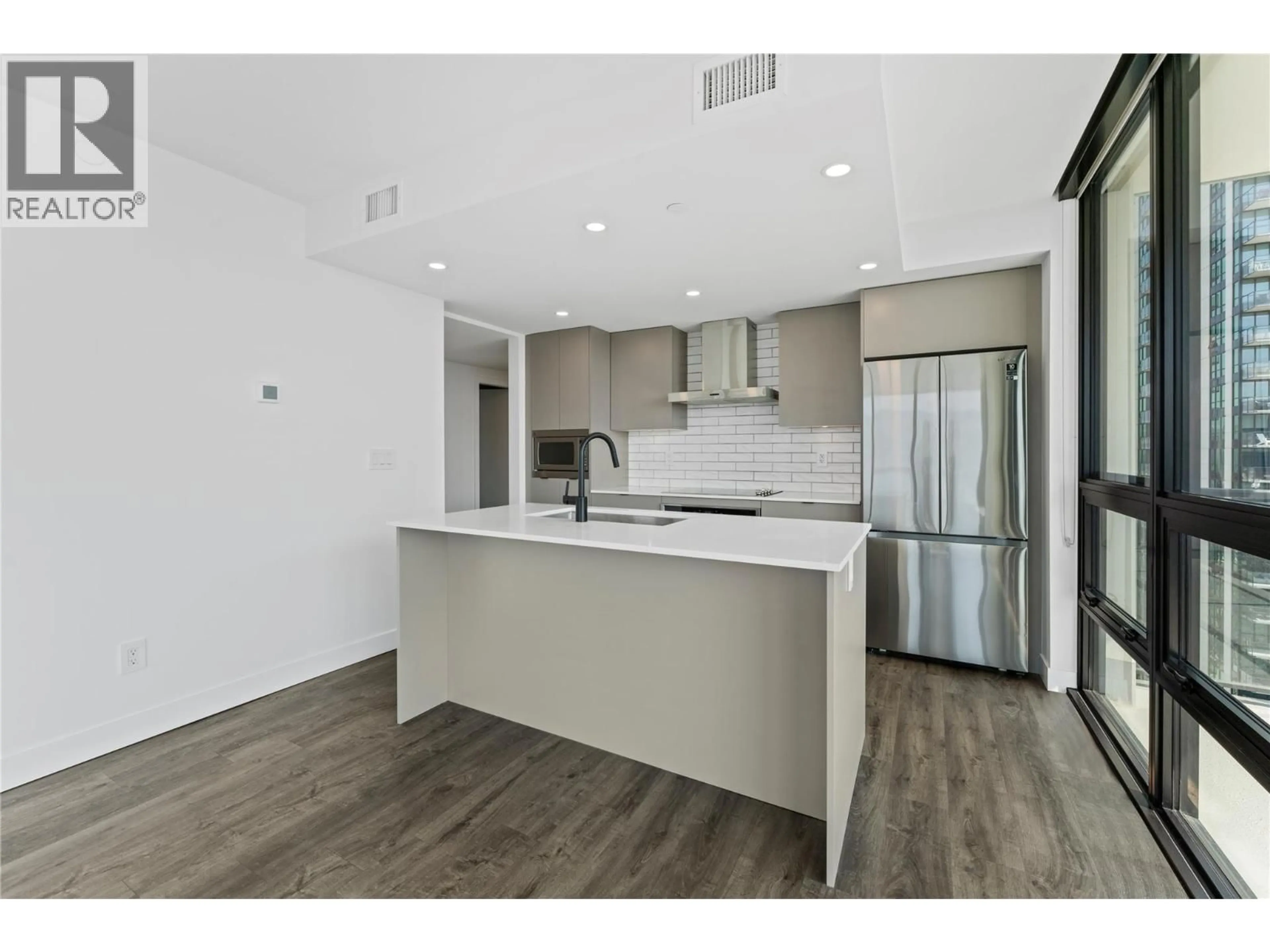 Open concept kitchen, unknown for 2005 - 1471 ST. PAUL STREET, Kelowna British Columbia V1Y2E4