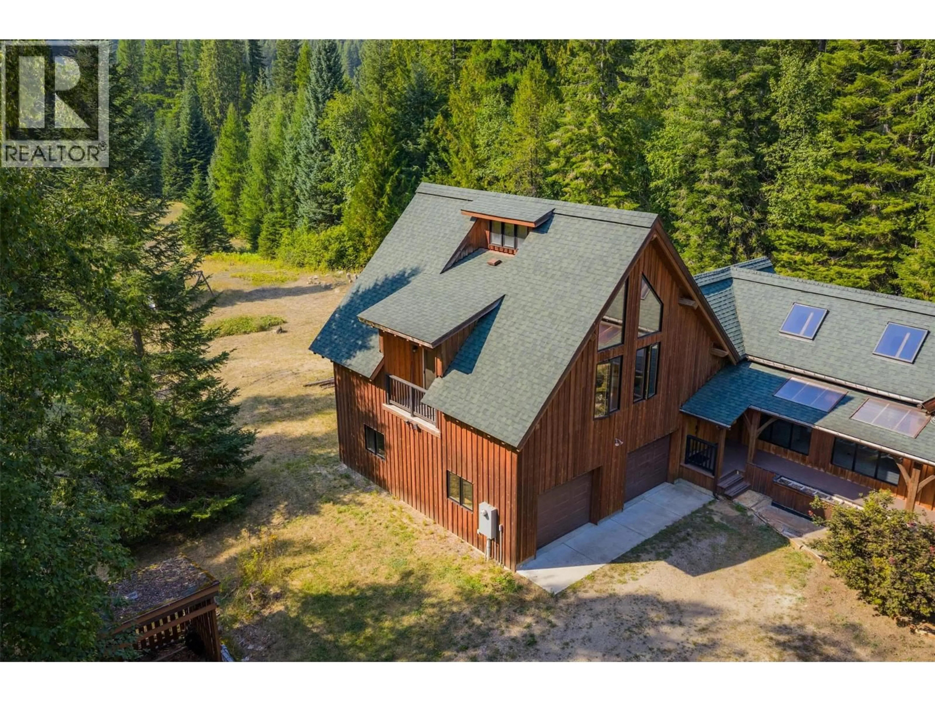 A pic from outside/outdoor area/front of a property/back of a property/a pic from drone, unknown for 2496 PASS CREEK ROAD, Pass Creek British Columbia V1N4T4