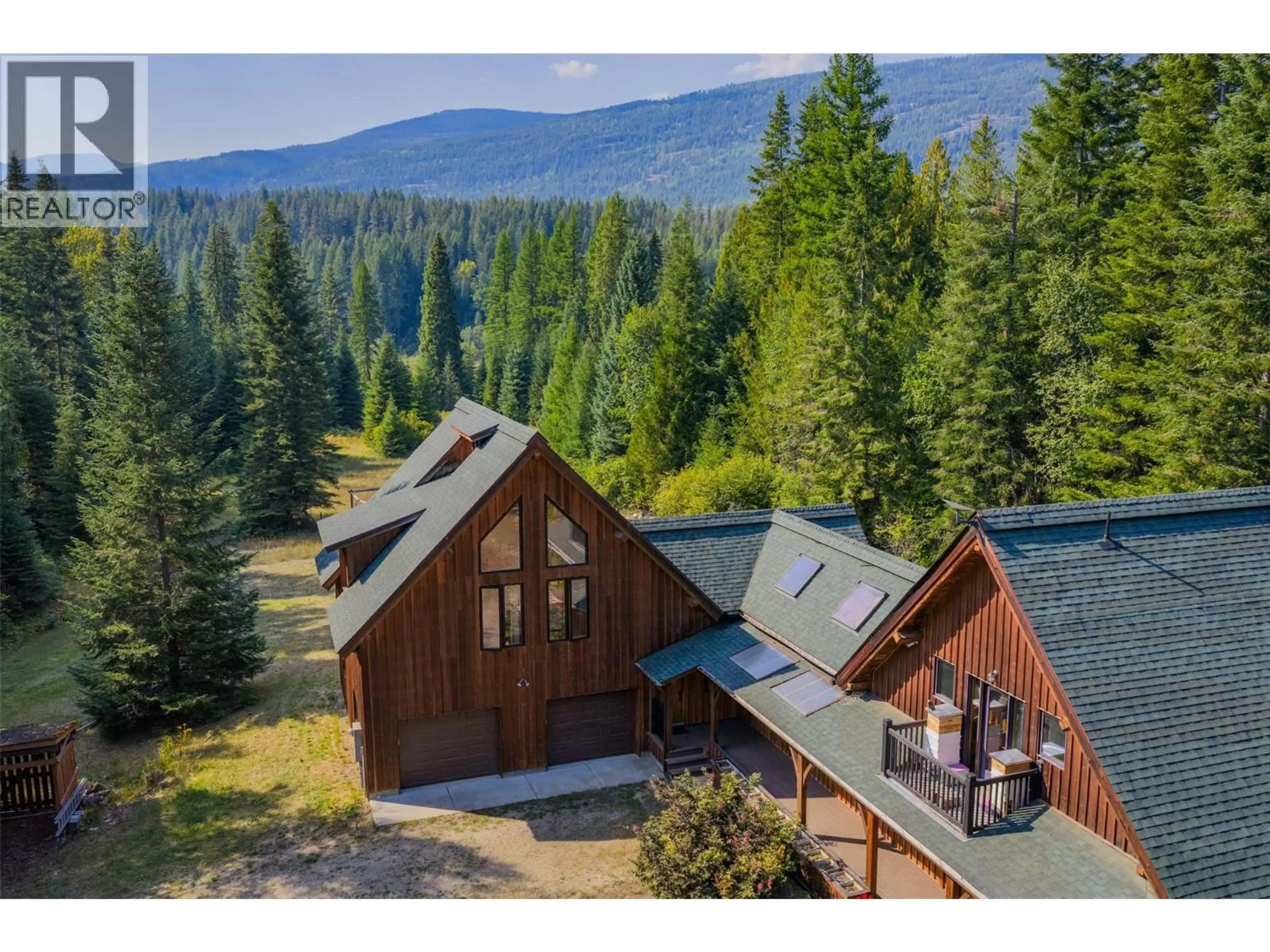 A pic from outside/outdoor area/front of a property/back of a property/a pic from drone, mountain view for 2496 PASS CREEK ROAD, Pass Creek British Columbia V1N4T4