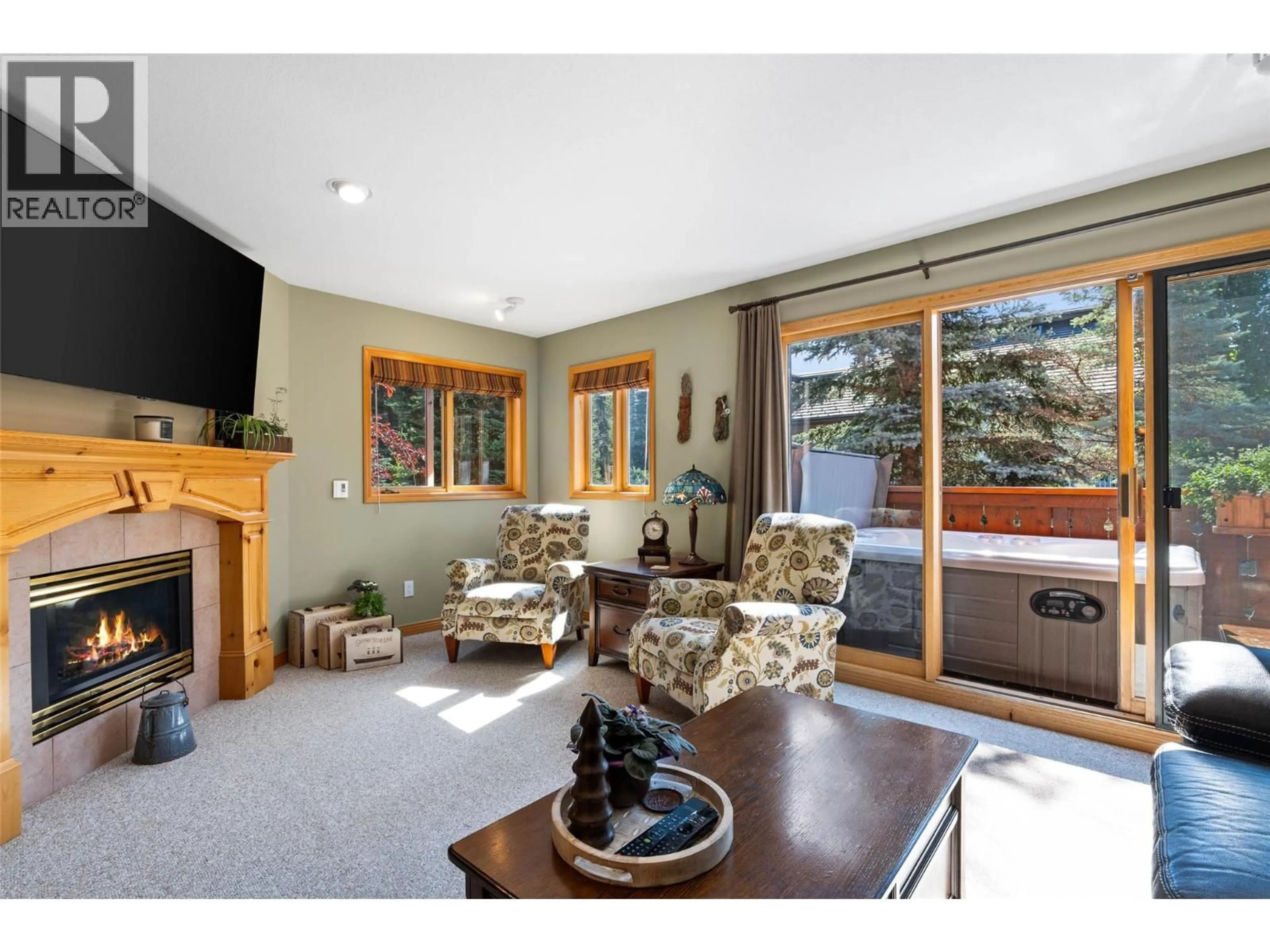 Living room with furniture, unknown for 41 - 3320 VILLAGE PLACE, Sun Peaks British Columbia V0E5N0