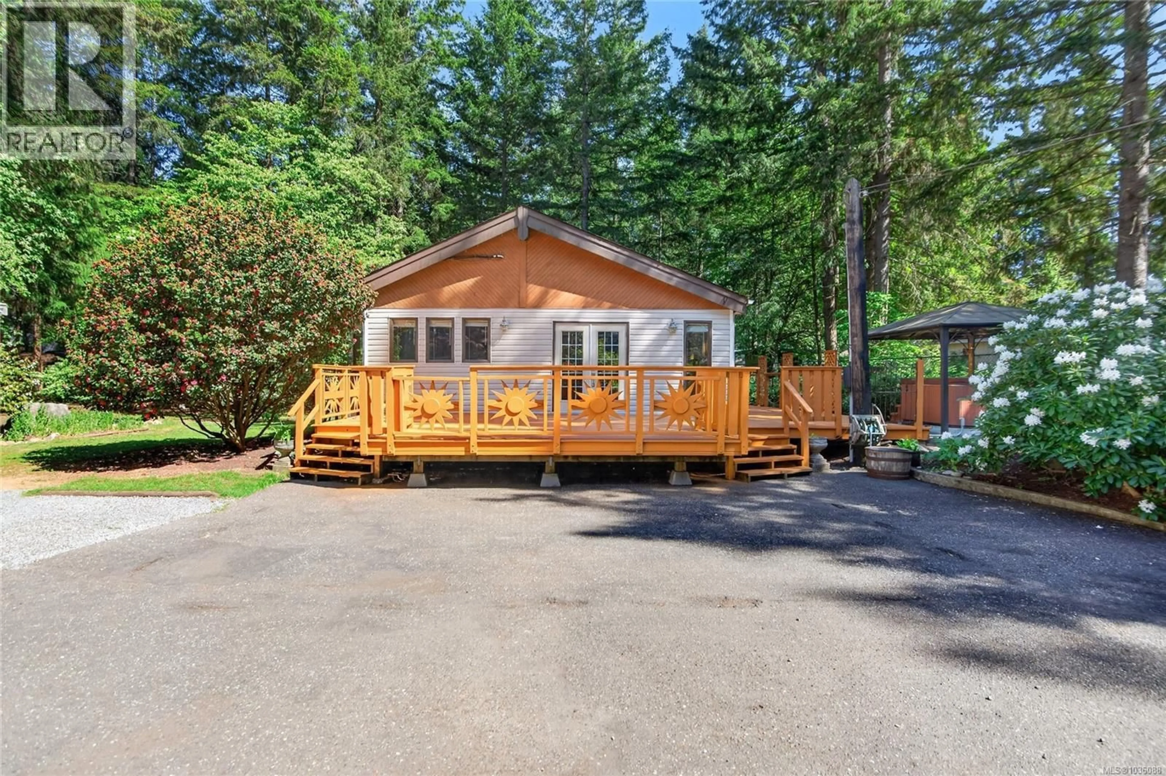 Patio, water/lake/river/ocean view for 1764 ANDERTON ROAD, Comox British Columbia V9M4B1