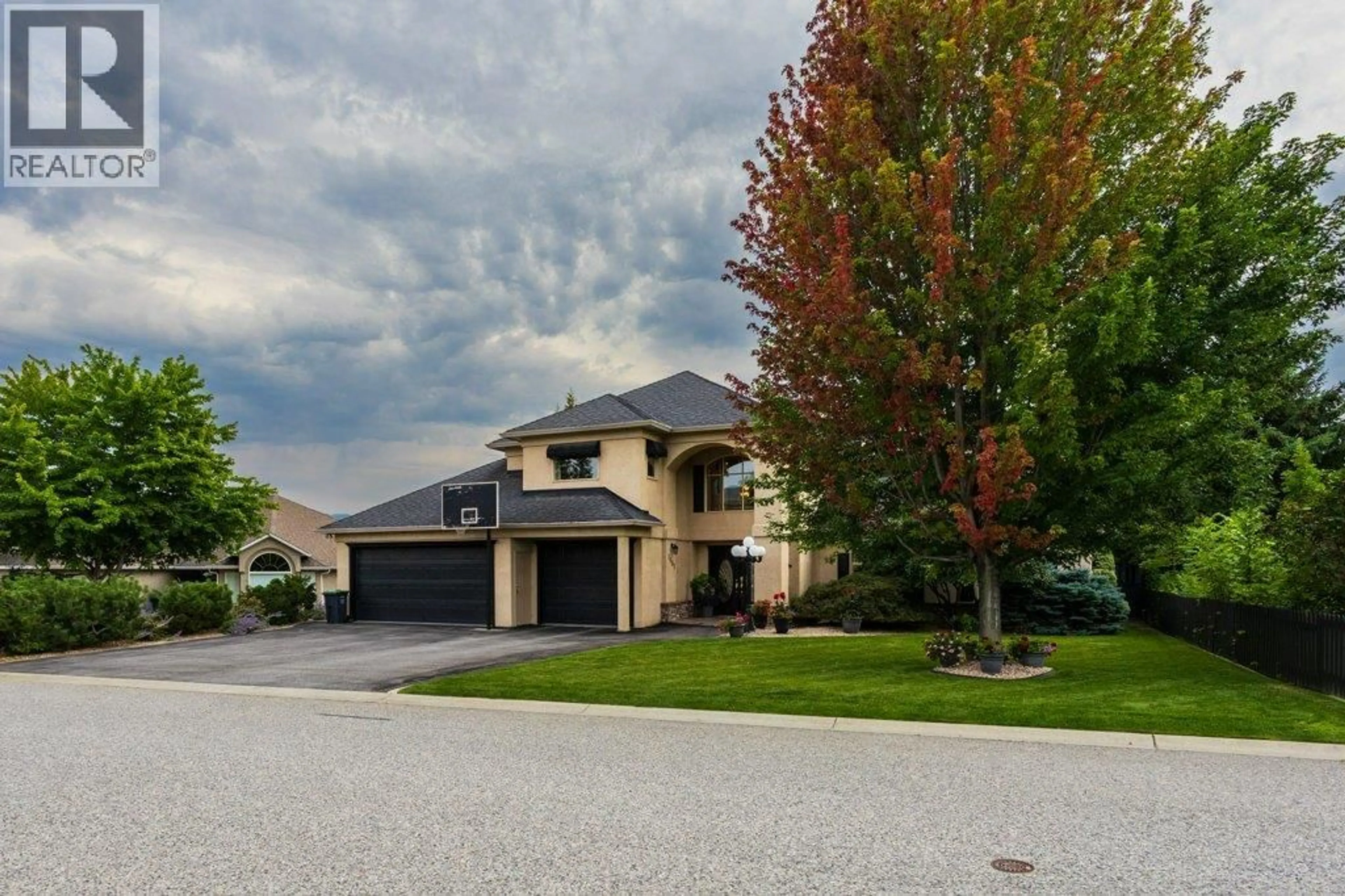 Unknown for 1061 AVONDALE PLACE, West Kelowna British Columbia V1Z3J9