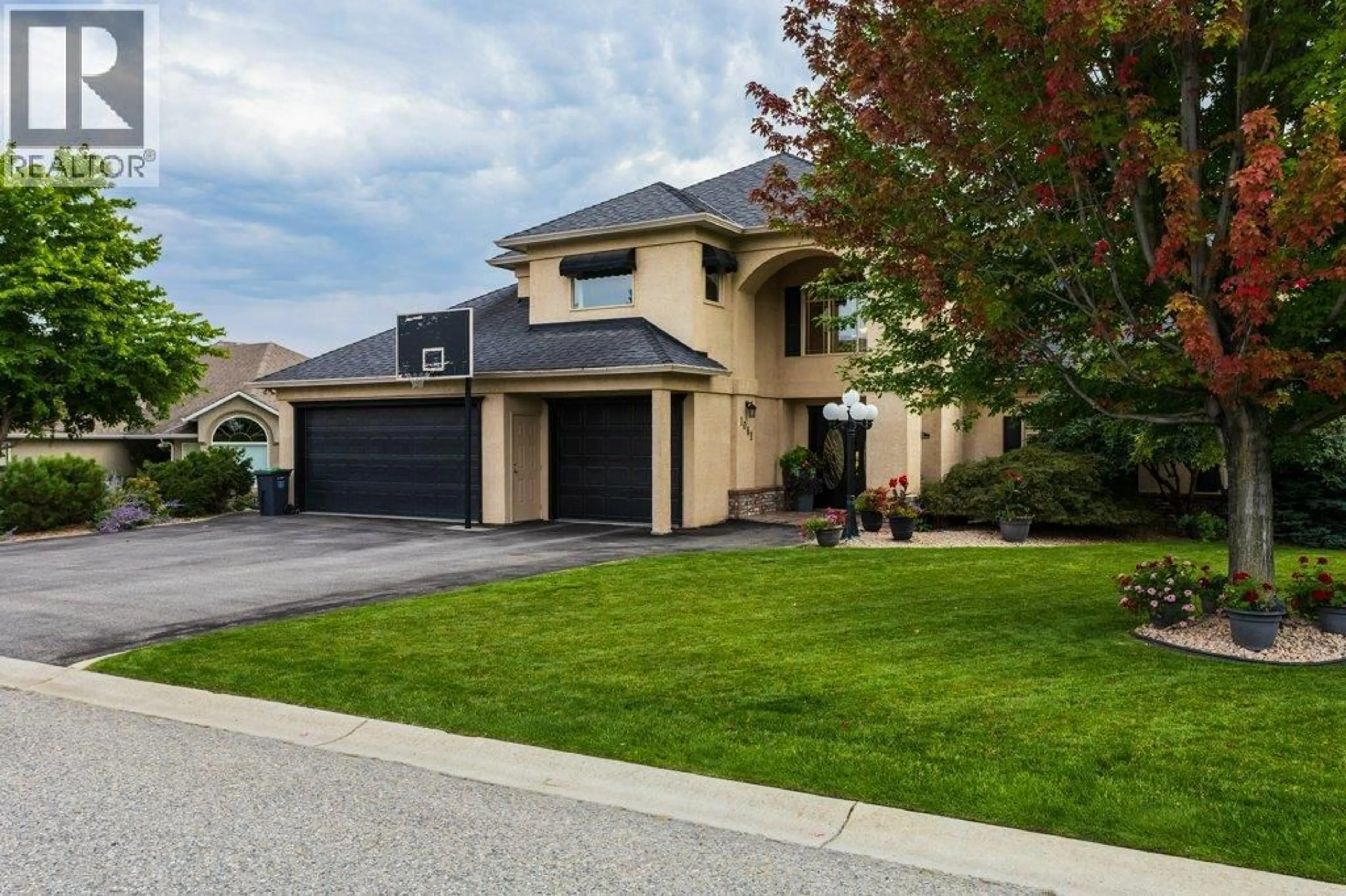 Home with brick exterior material, street for 1061 AVONDALE PLACE, West Kelowna British Columbia V1Z3J9
