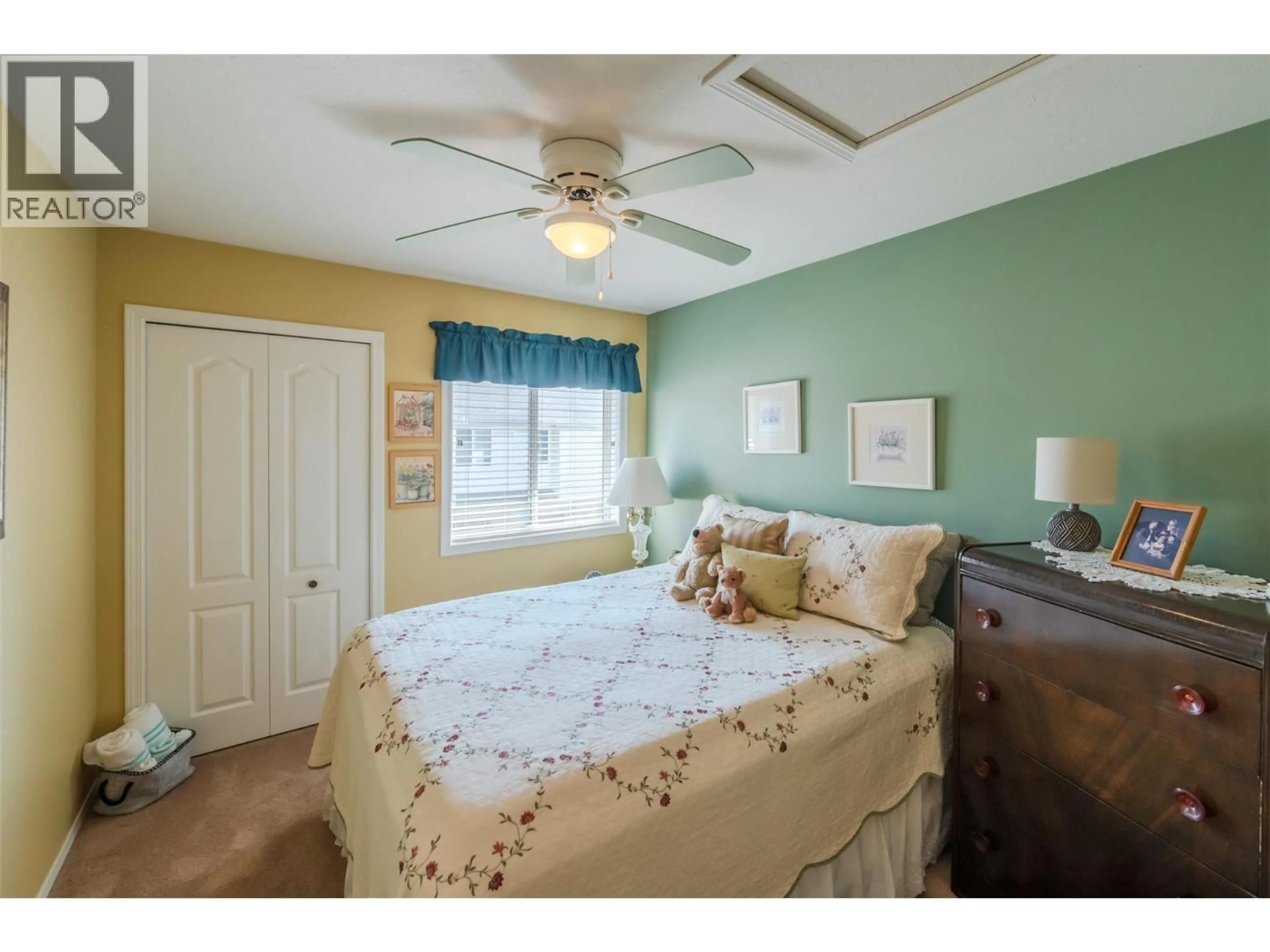 Bedroom with bed, unknown for 128 - 3153 PARIS STREET, Penticton British Columbia V2A8P1