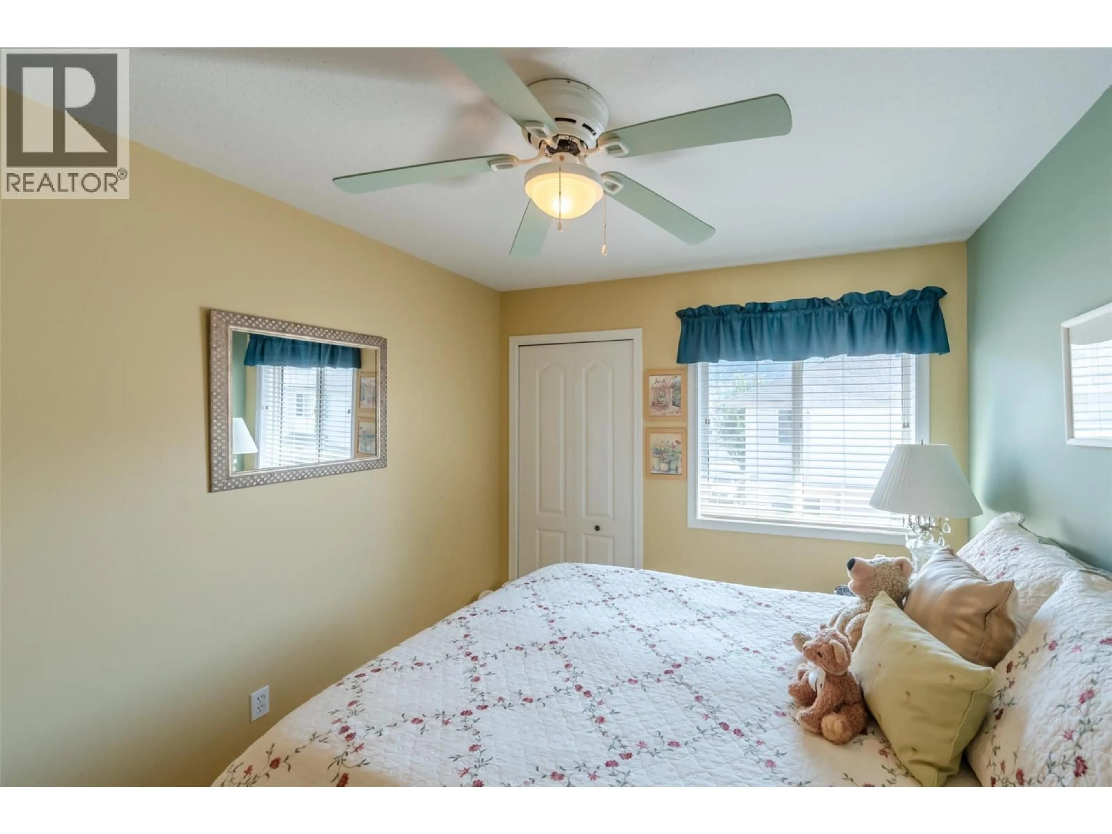 Bedroom with bed, unknown for 128 - 3153 PARIS STREET, Penticton British Columbia V2A8P1