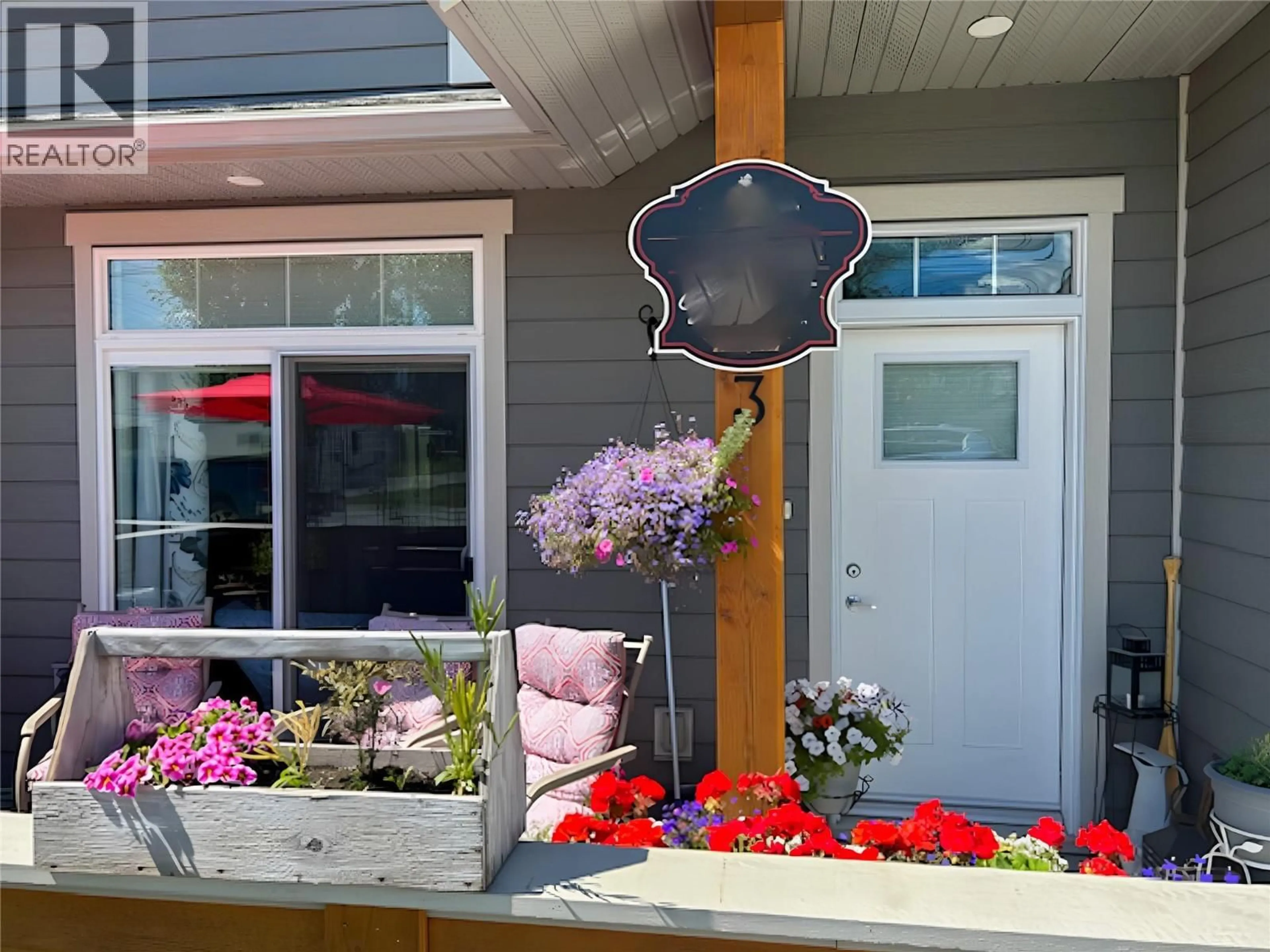 Indoor entryway for 3 - 902 6TH AVENUE, Invermere British Columbia v0a1k0