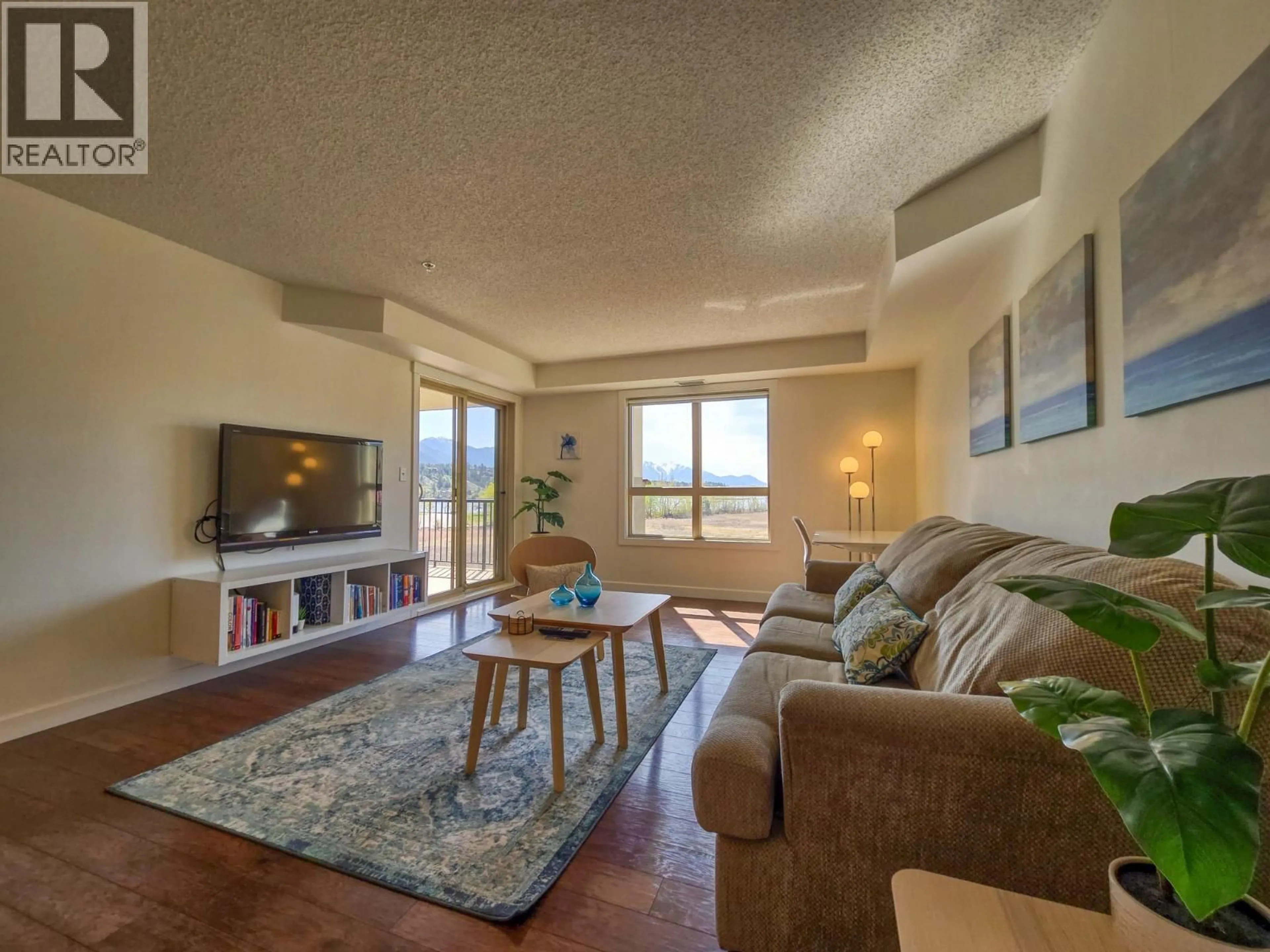 Living room with furniture, unknown for 1306 - 205 THIRD AVENUE, Invermere British Columbia V0A1K7