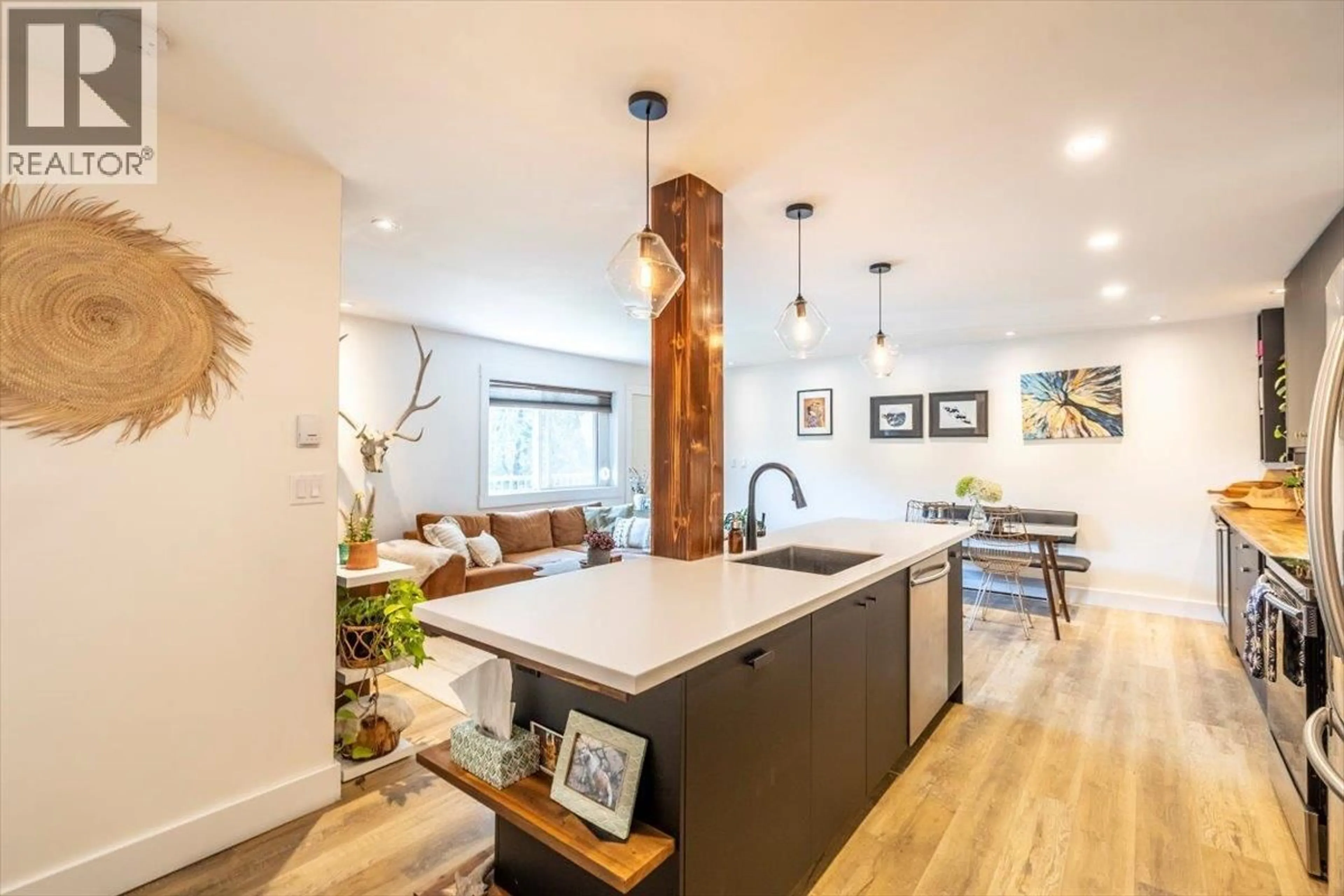 Open concept kitchen, unknown for 204 - 65 COKATO ROAD, Fernie British Columbia V0B1M4