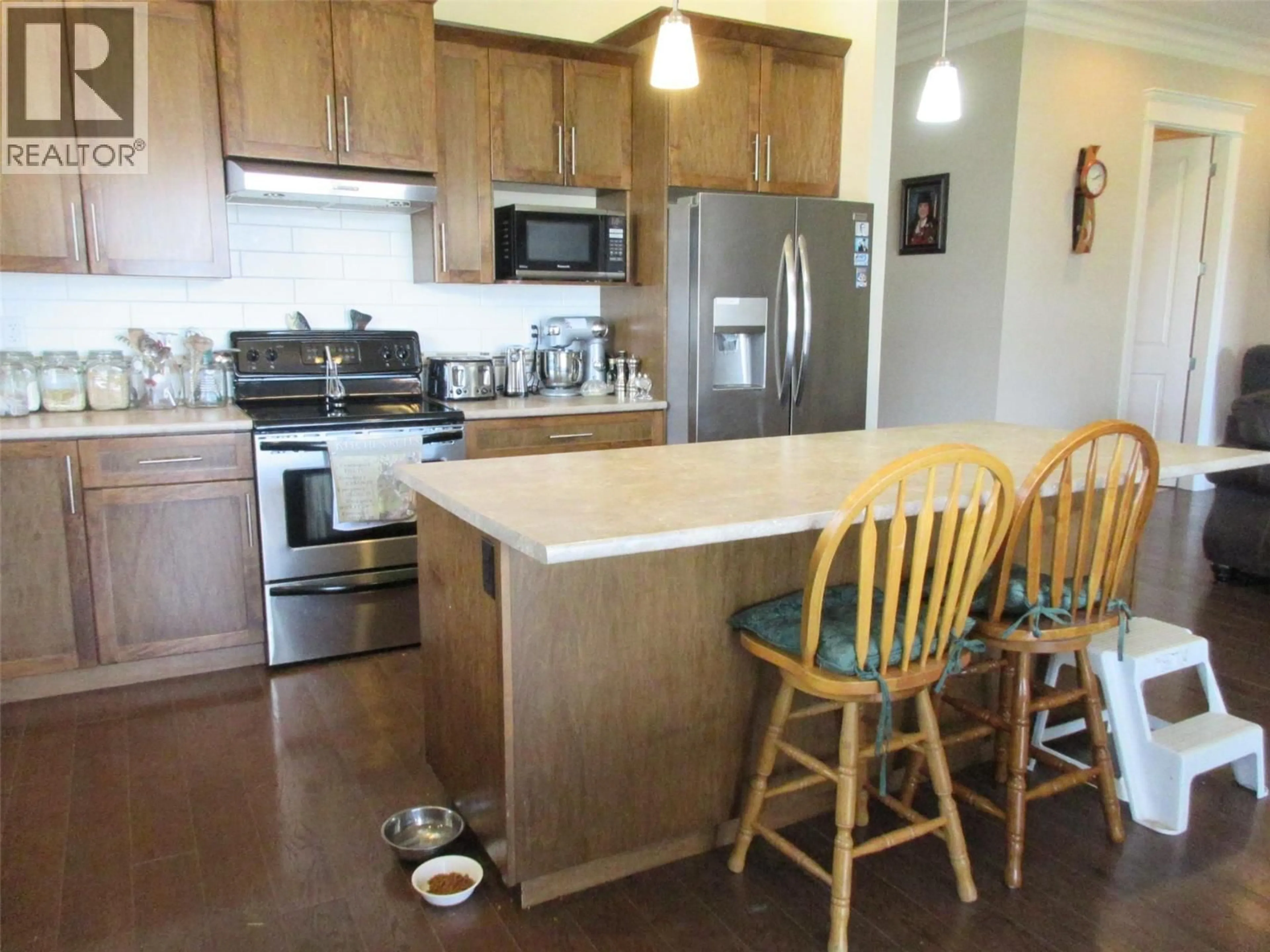 Open concept kitchen, unknown for 3027 HILTON DRIVE, Merritt British Columbia V1K0B2