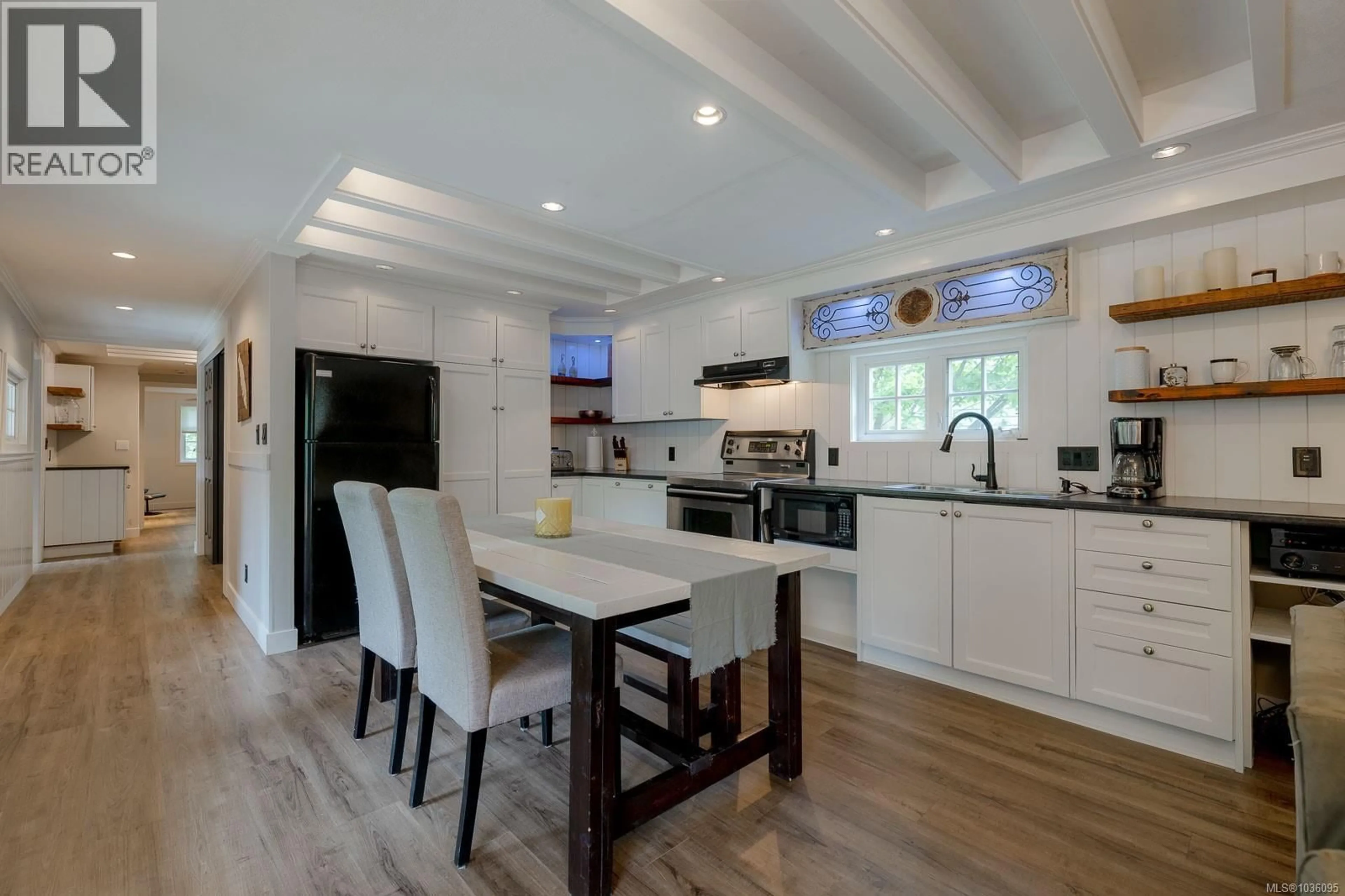 Open concept kitchen, unknown for 25 - 10325 LAKESHORE ROAD, Port Alberni British Columbia V9Y8G9