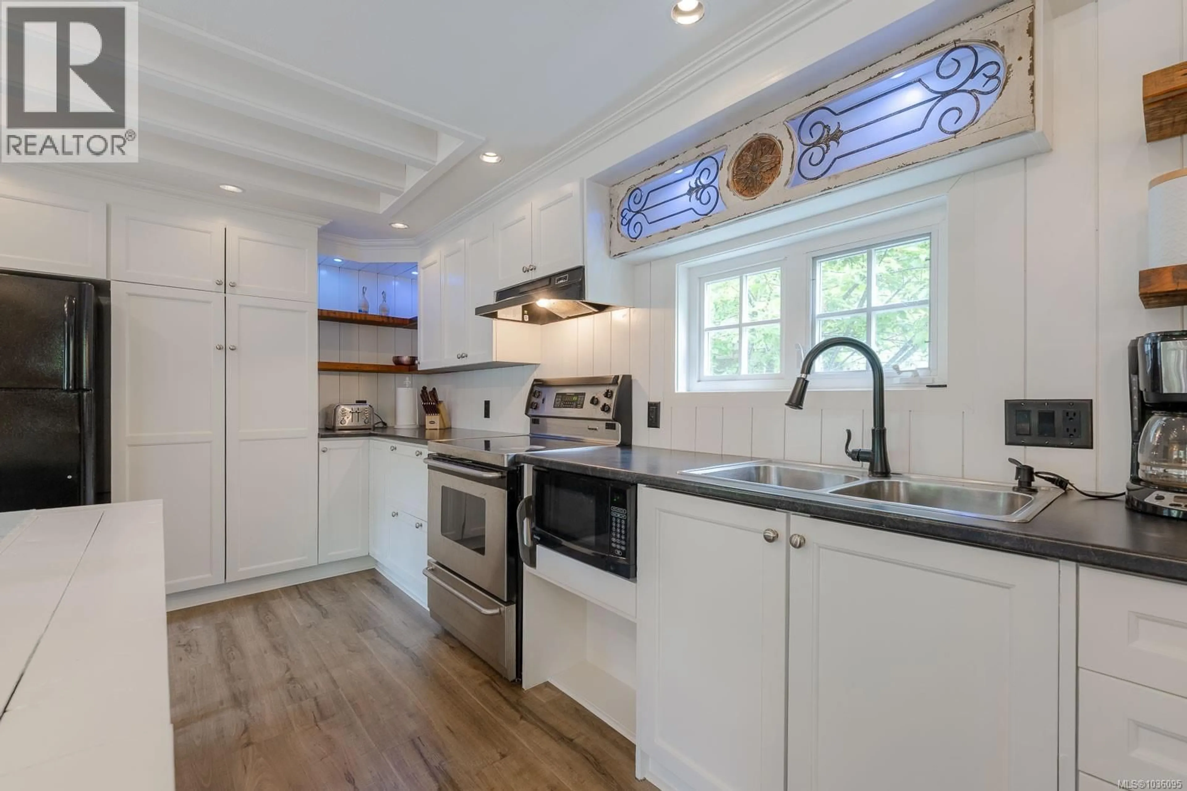 Open concept kitchen, unknown for 25 - 10325 LAKESHORE ROAD, Port Alberni British Columbia V9Y8G9